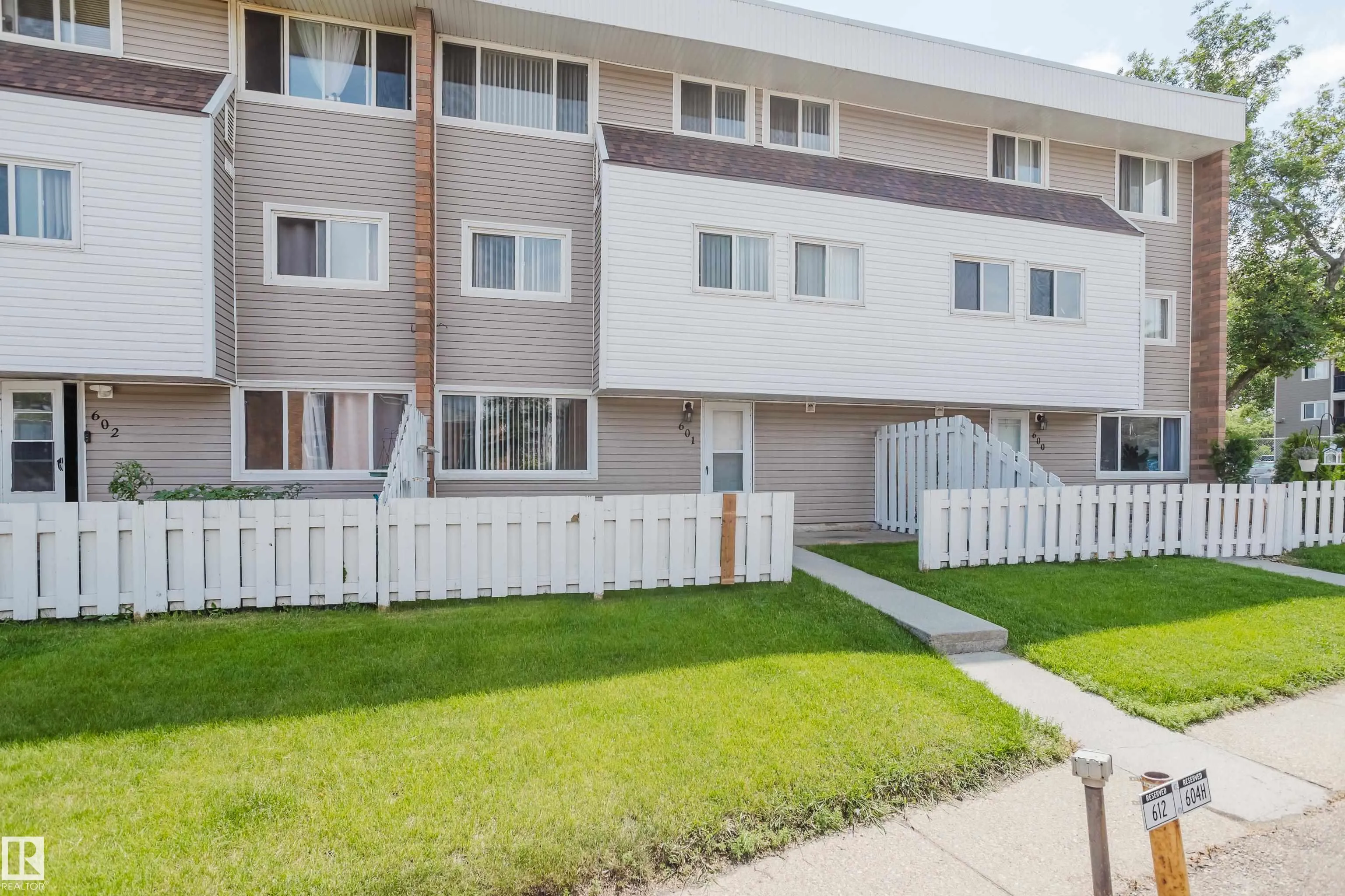 2908 116A Avenue
