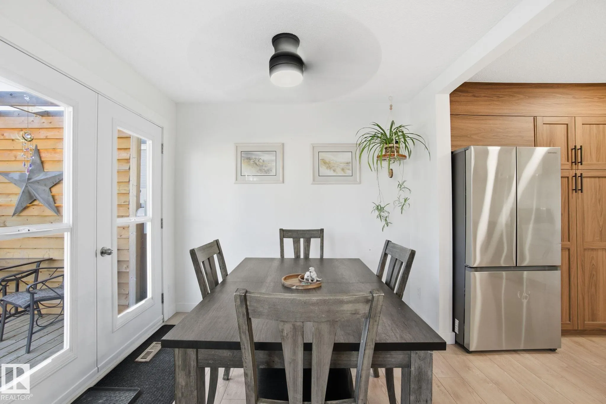 272 GRANDIN Village