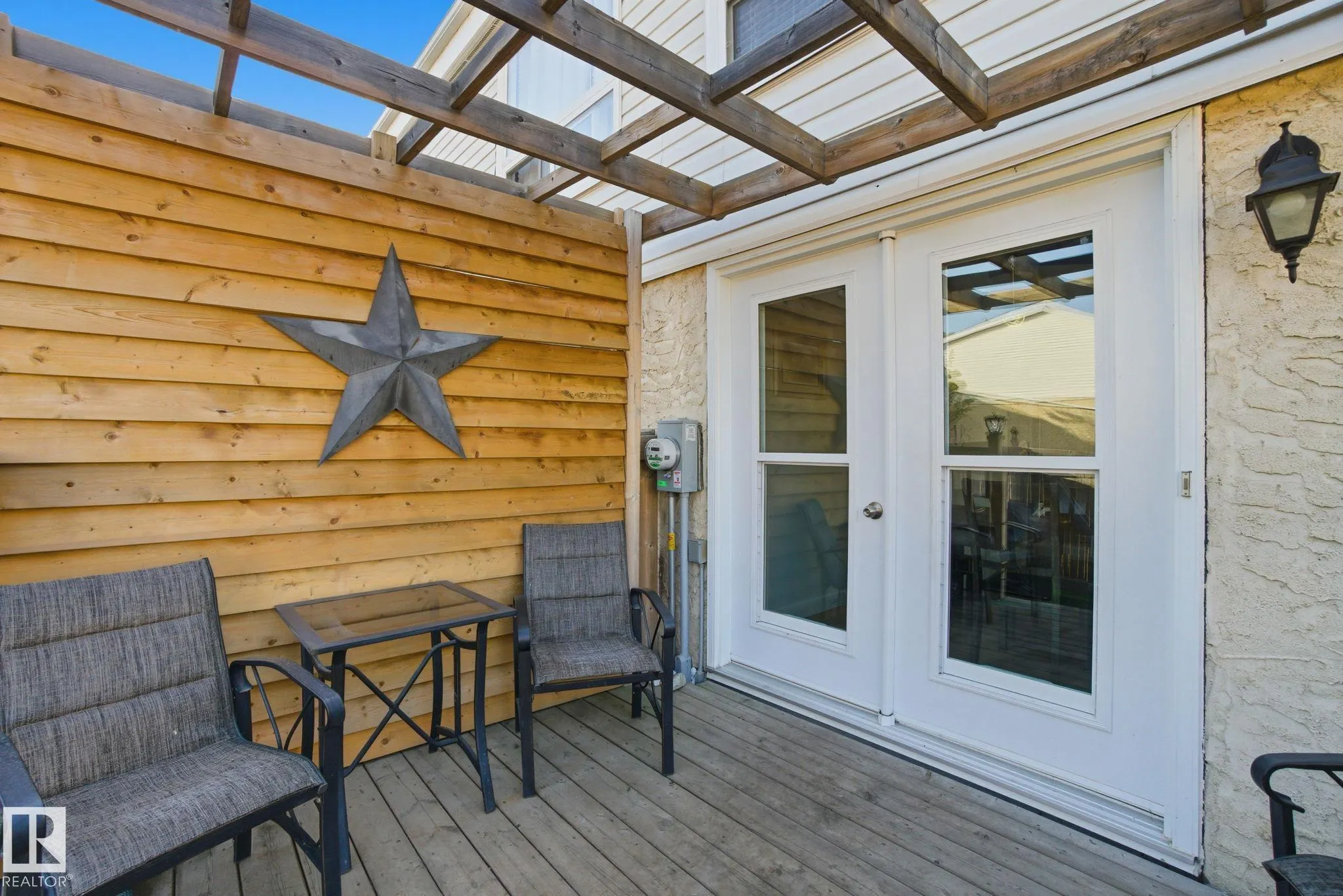 272 GRANDIN Village