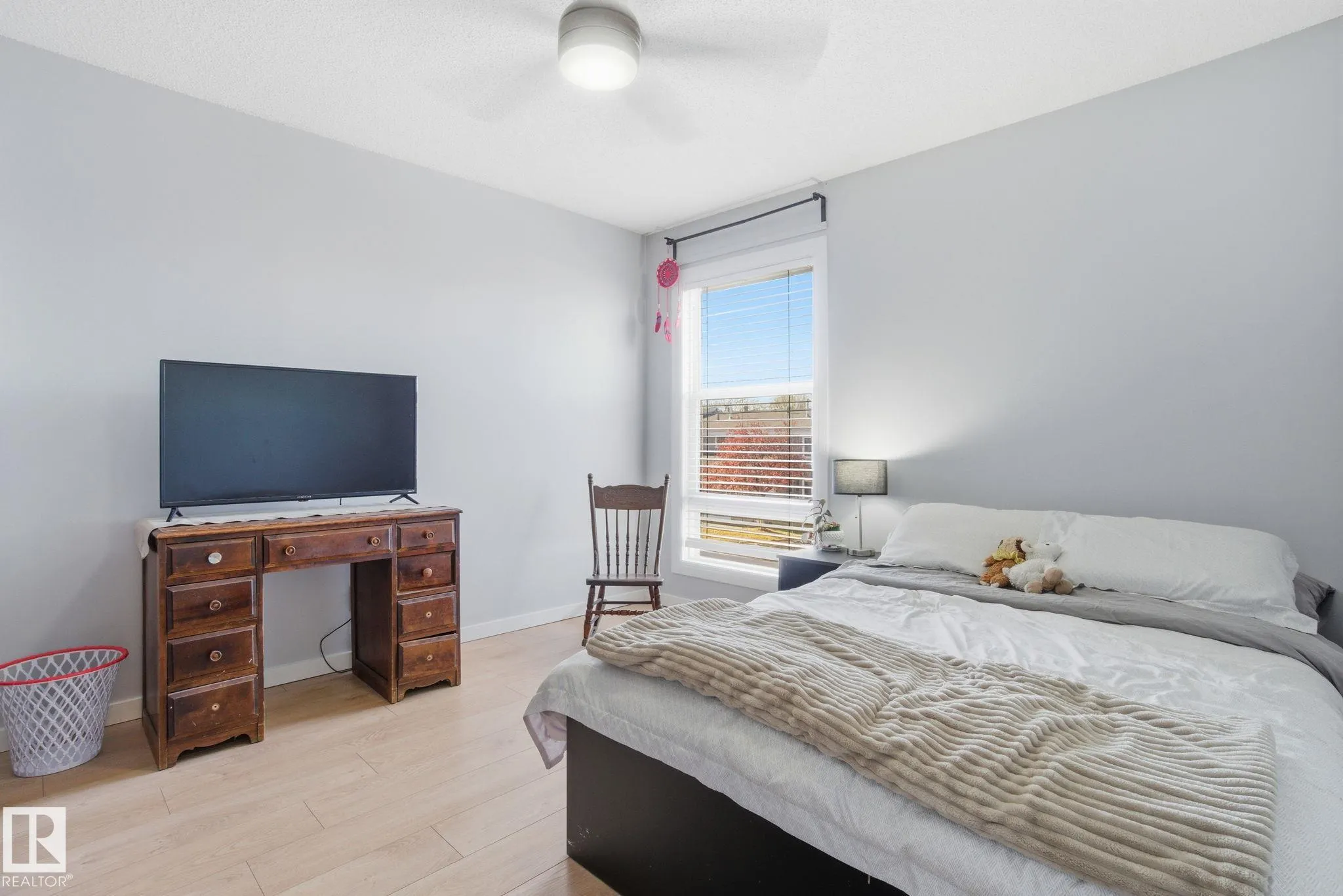 272 GRANDIN Village