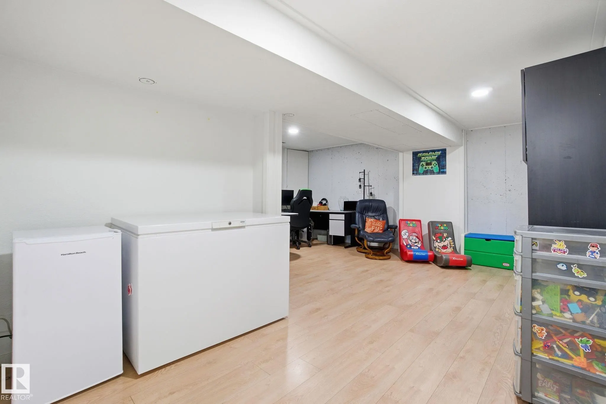 272 GRANDIN Village
