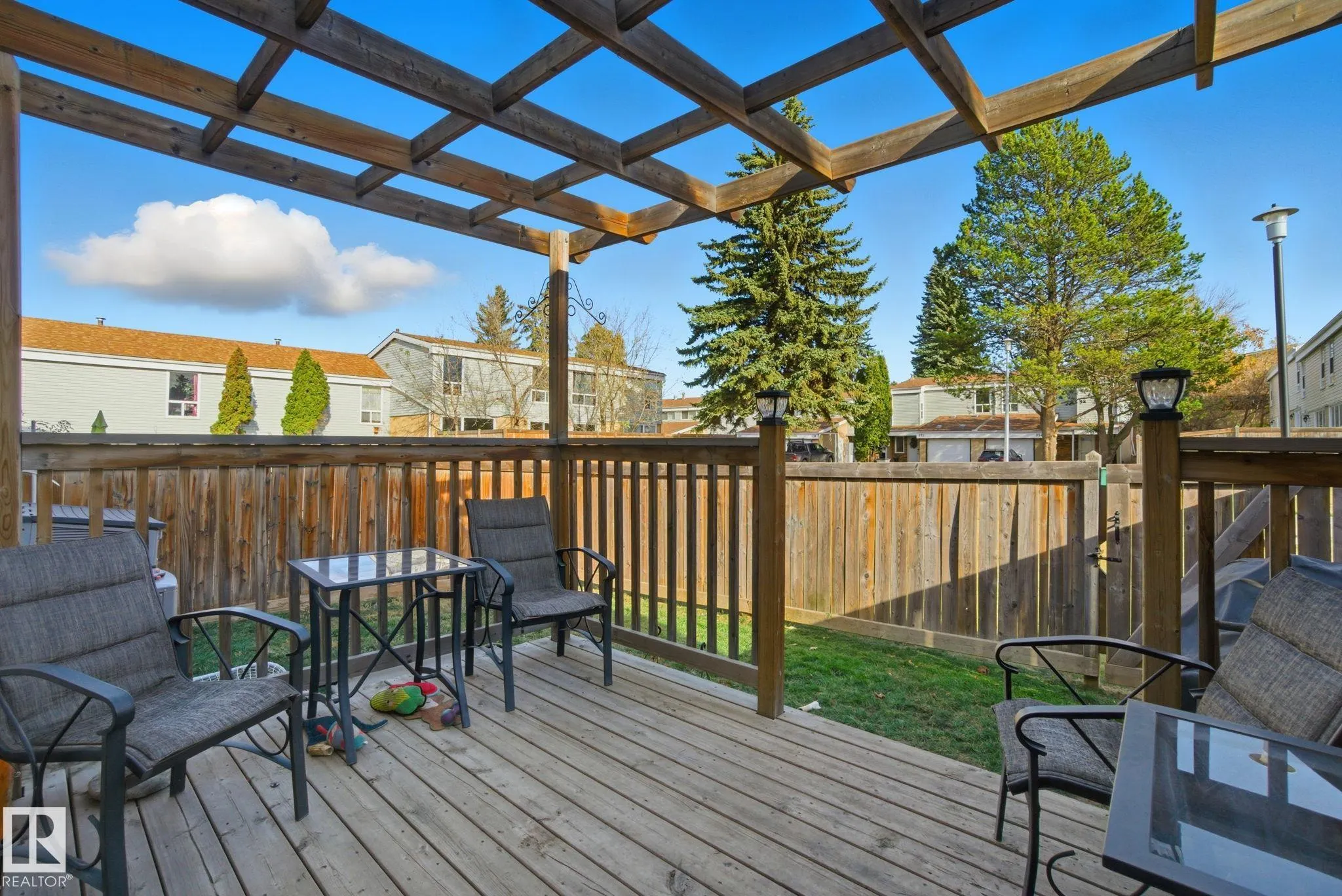 272 GRANDIN Village