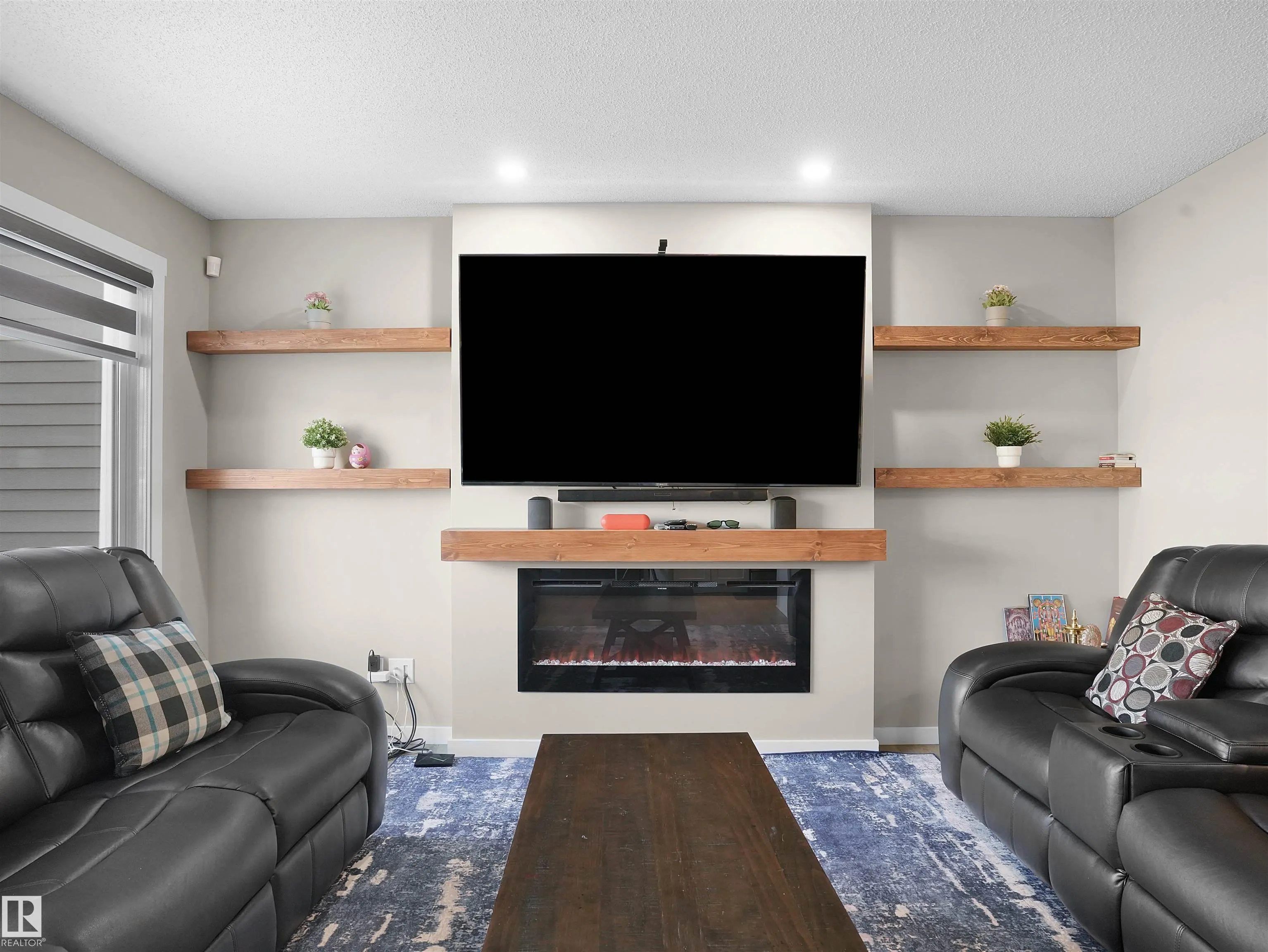 7354 CHIVERS CRESCENT