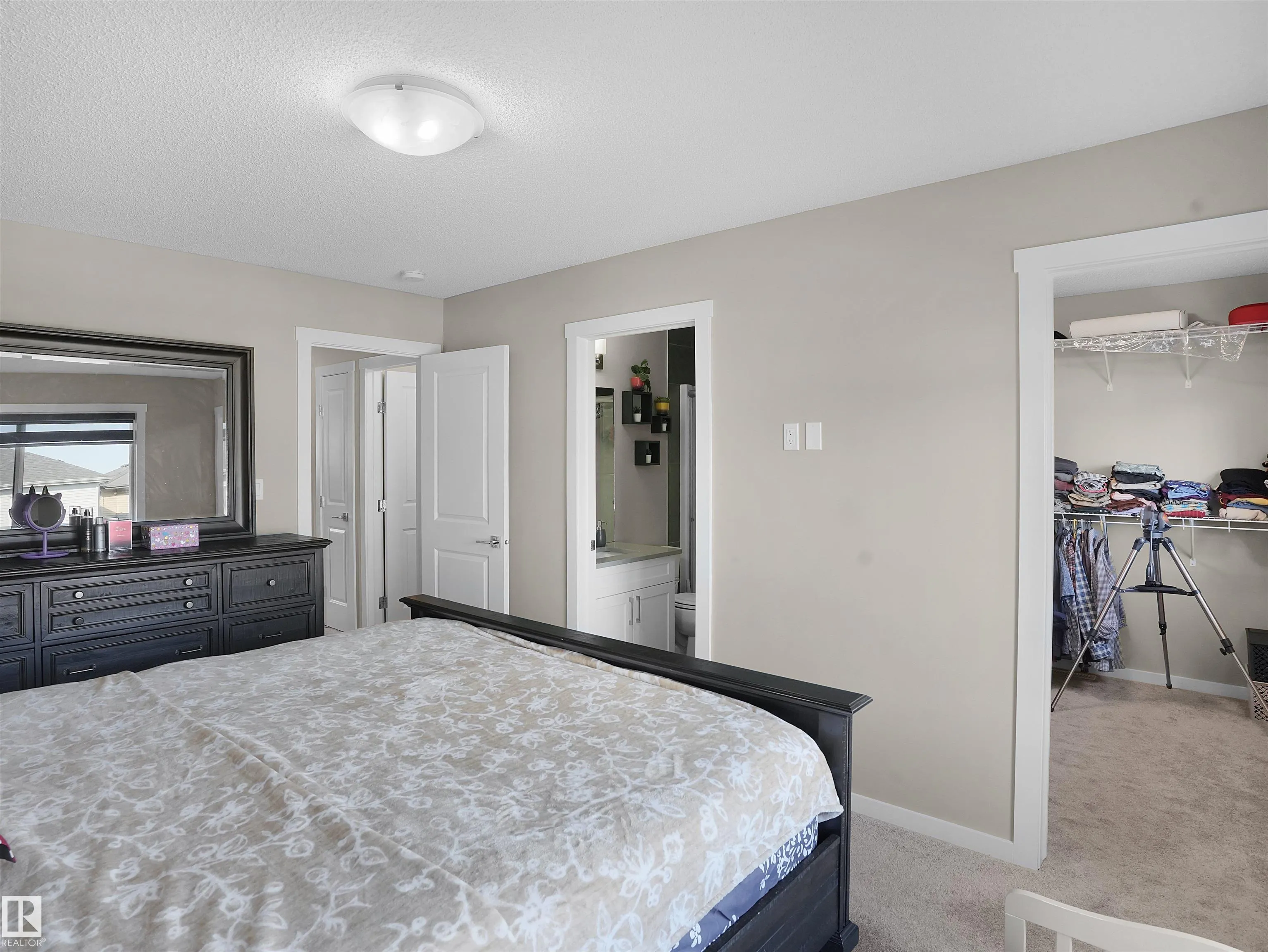 7354 CHIVERS CRESCENT