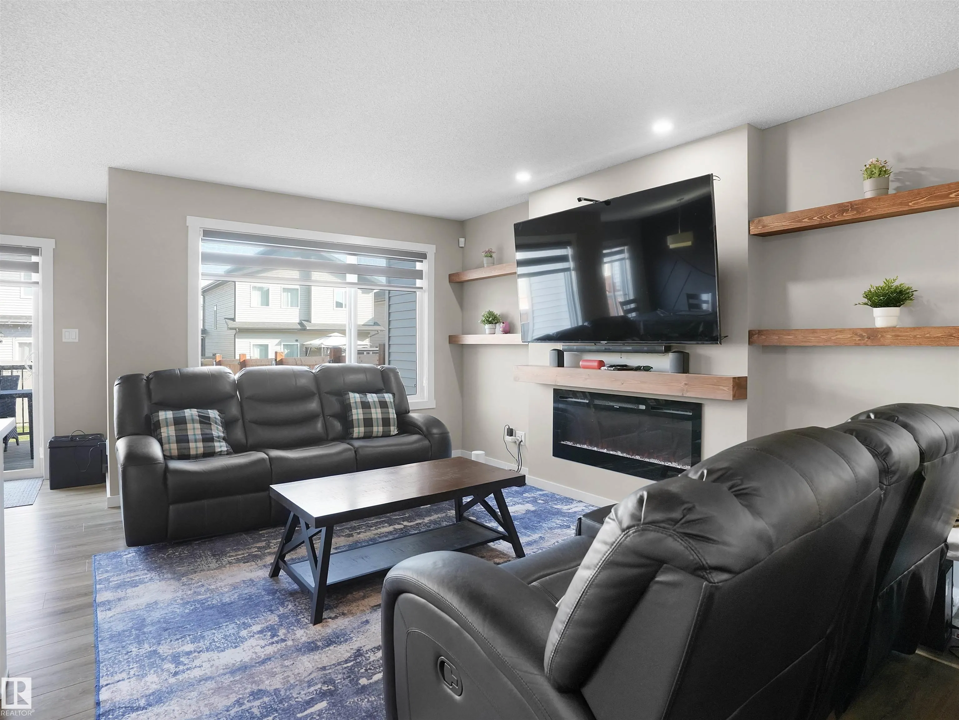 7354 CHIVERS CRESCENT