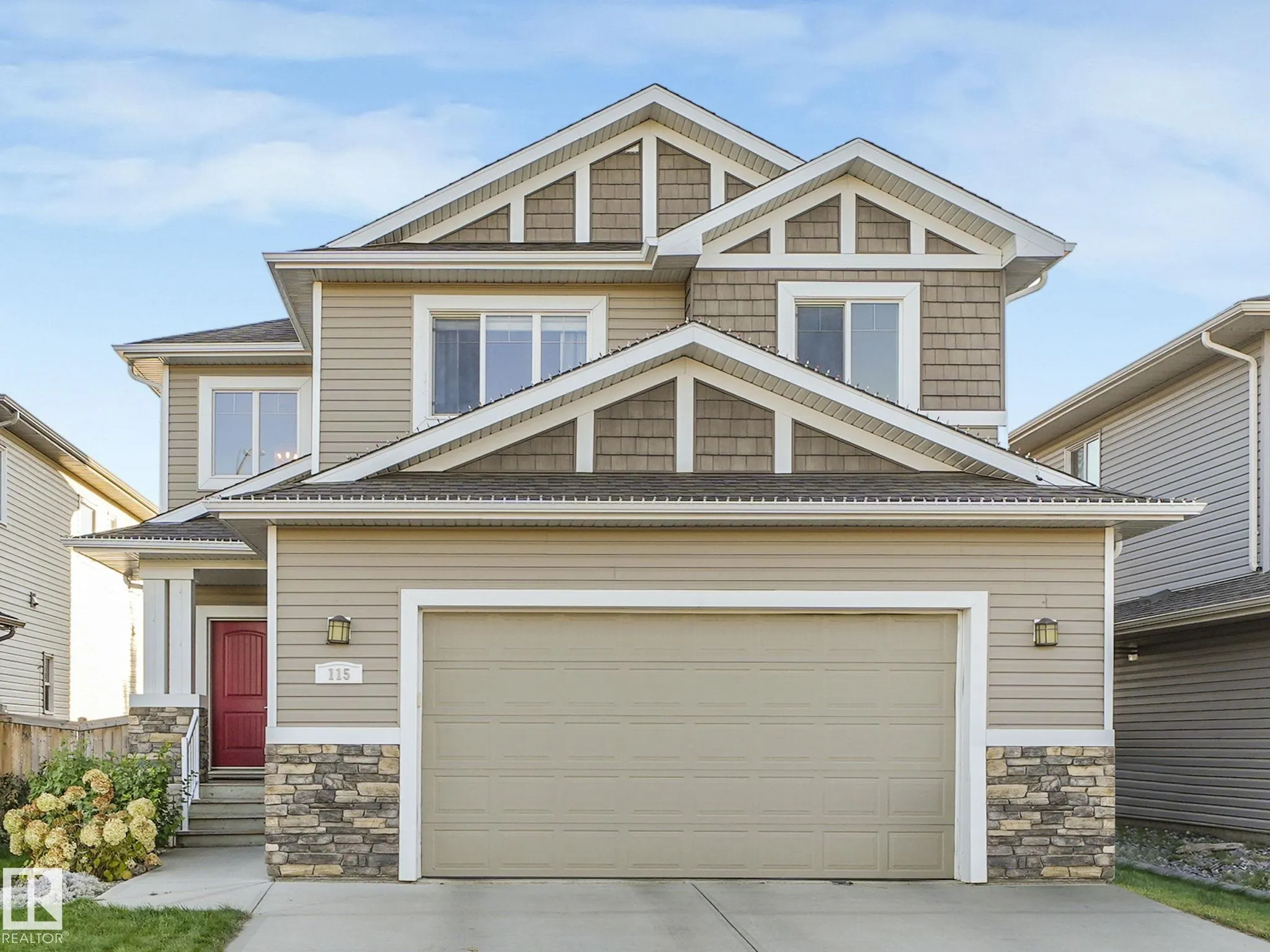 115 HILLDOWNS Drive