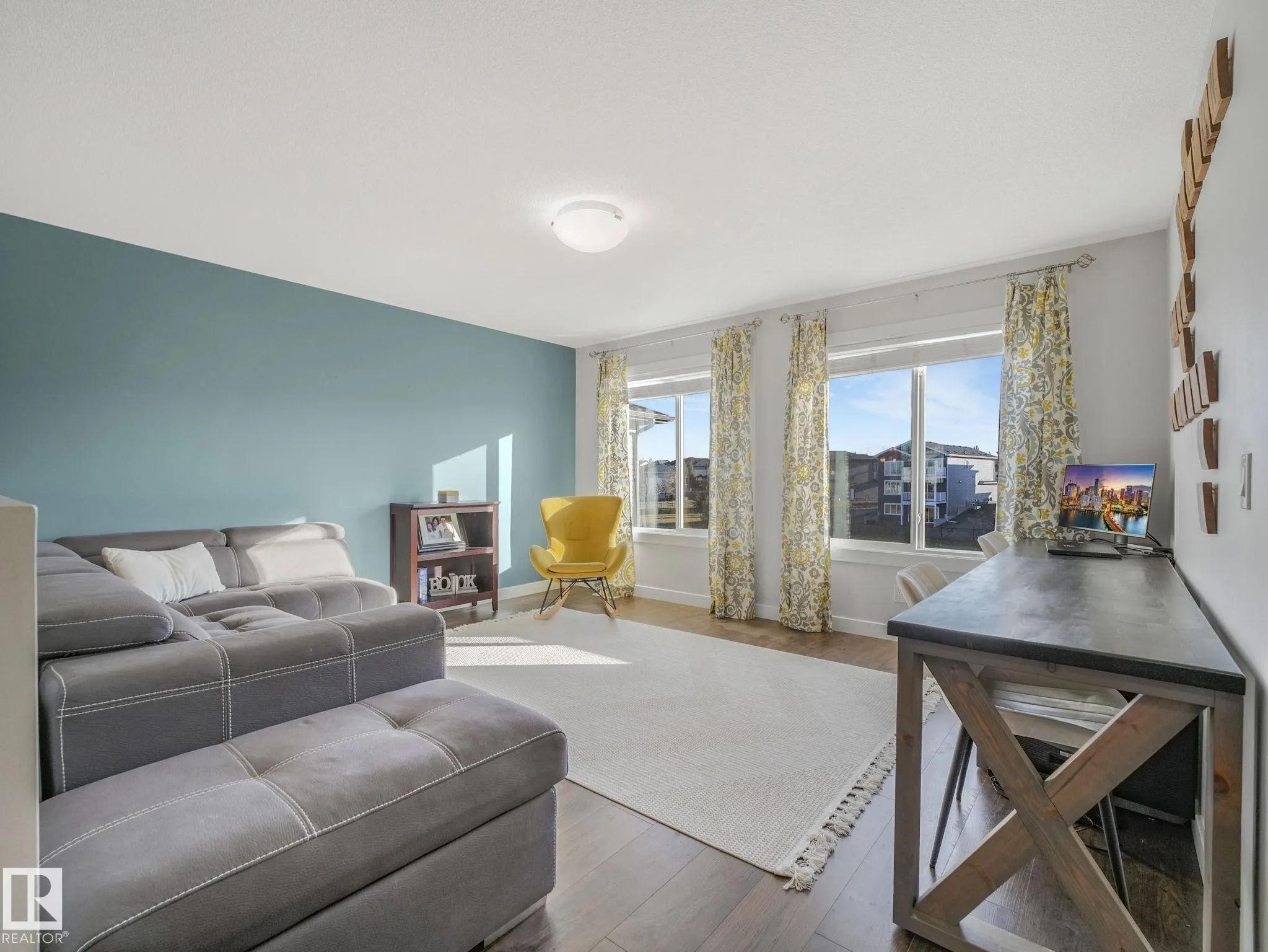 115 HILLDOWNS Drive
