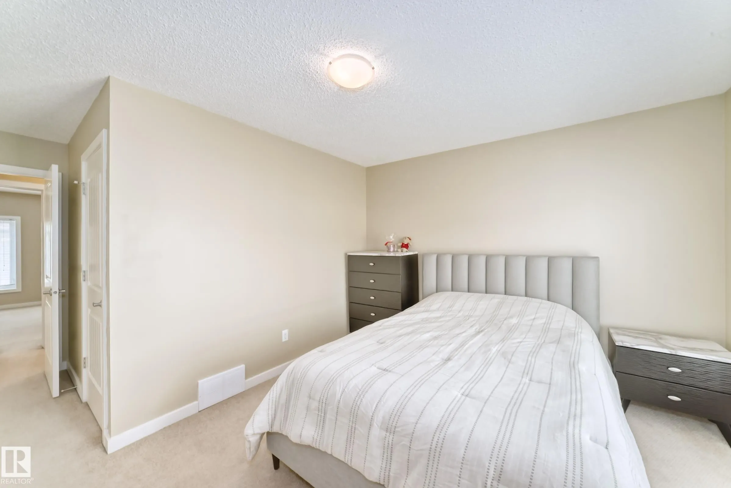 655 WATT Boulevard
