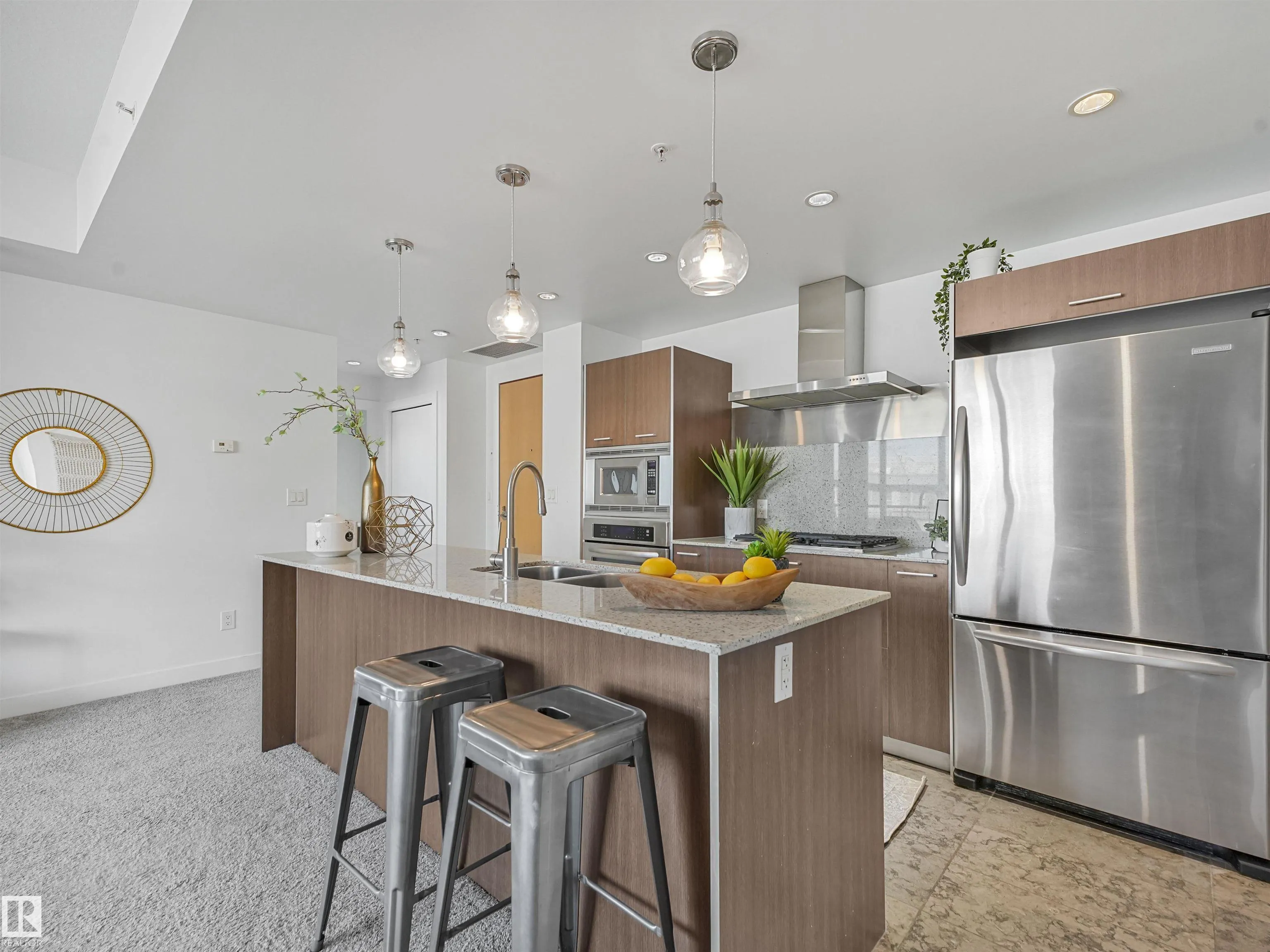 2504 109 Street