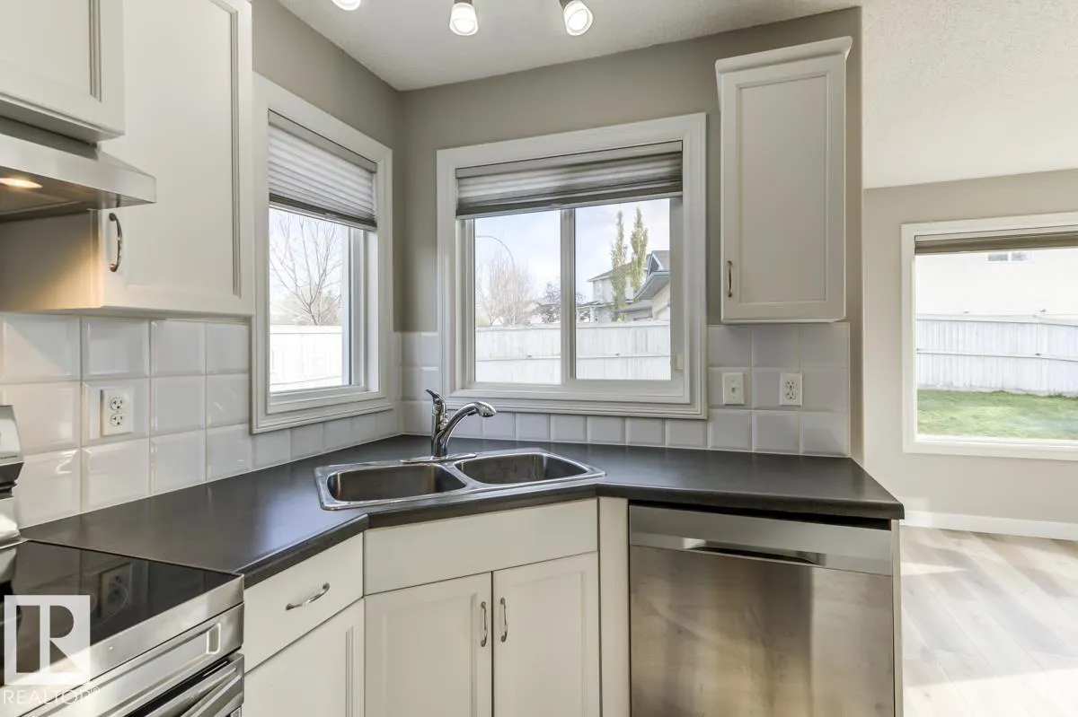 1 HIGHGROVE Crescent