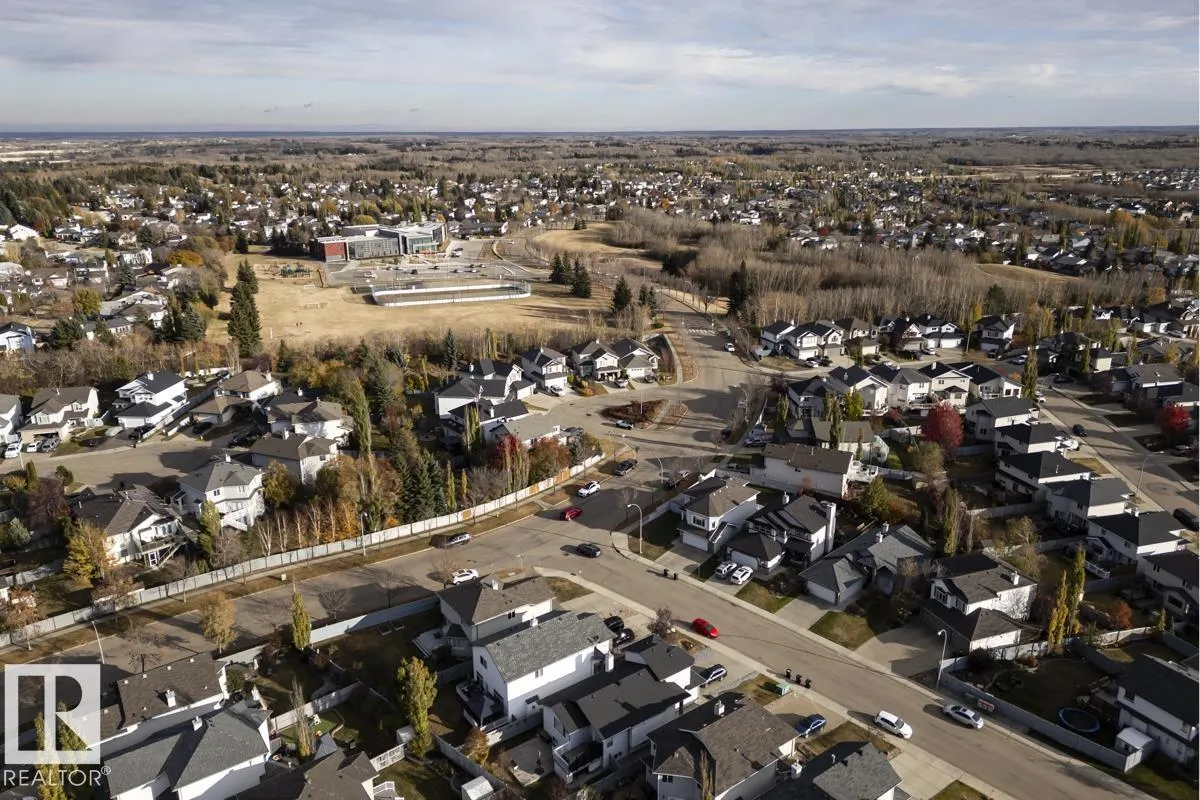 1 HIGHGROVE Crescent