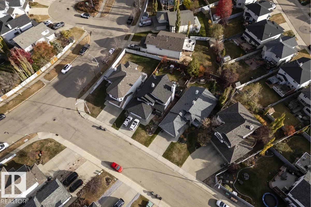 1 HIGHGROVE Crescent