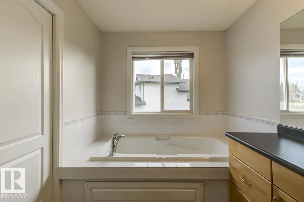 1 HIGHGROVE Crescent