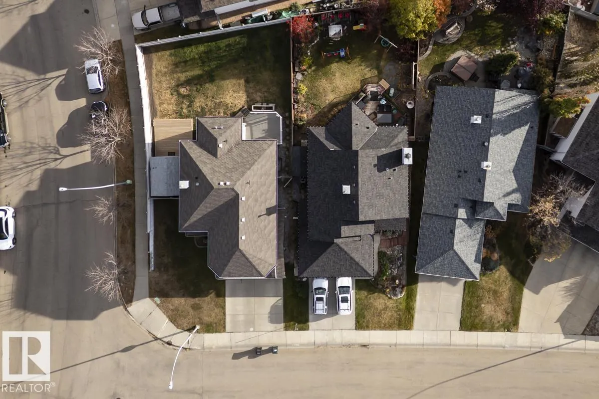 1 HIGHGROVE Crescent