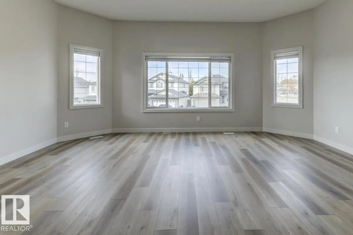 1 HIGHGROVE Crescent