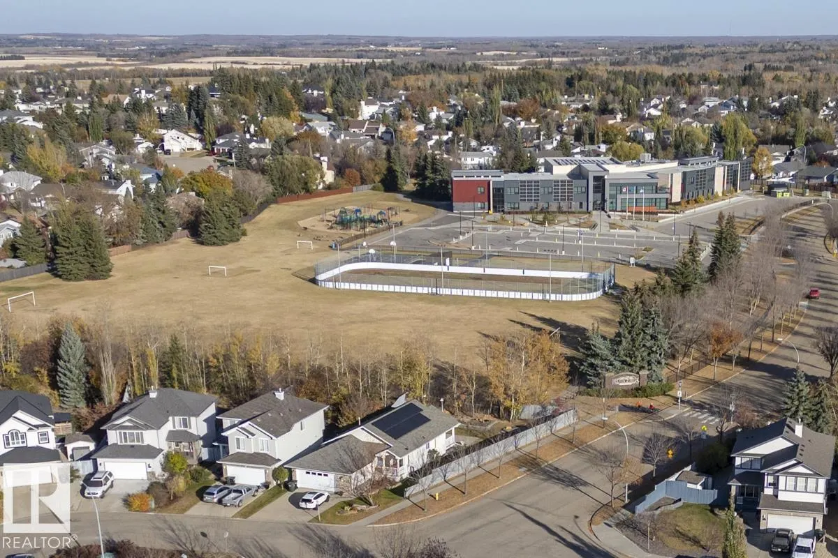 1 HIGHGROVE Crescent