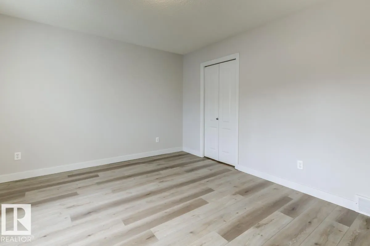 1 HIGHGROVE Crescent