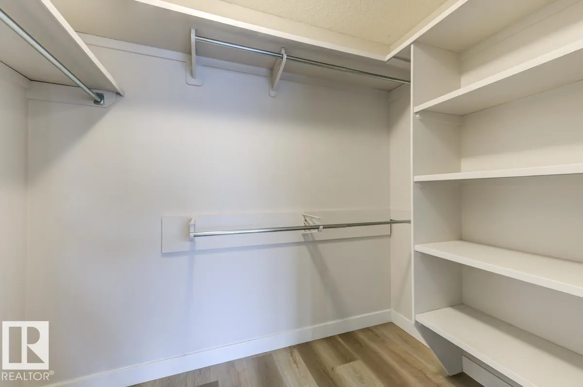 1 HIGHGROVE Crescent