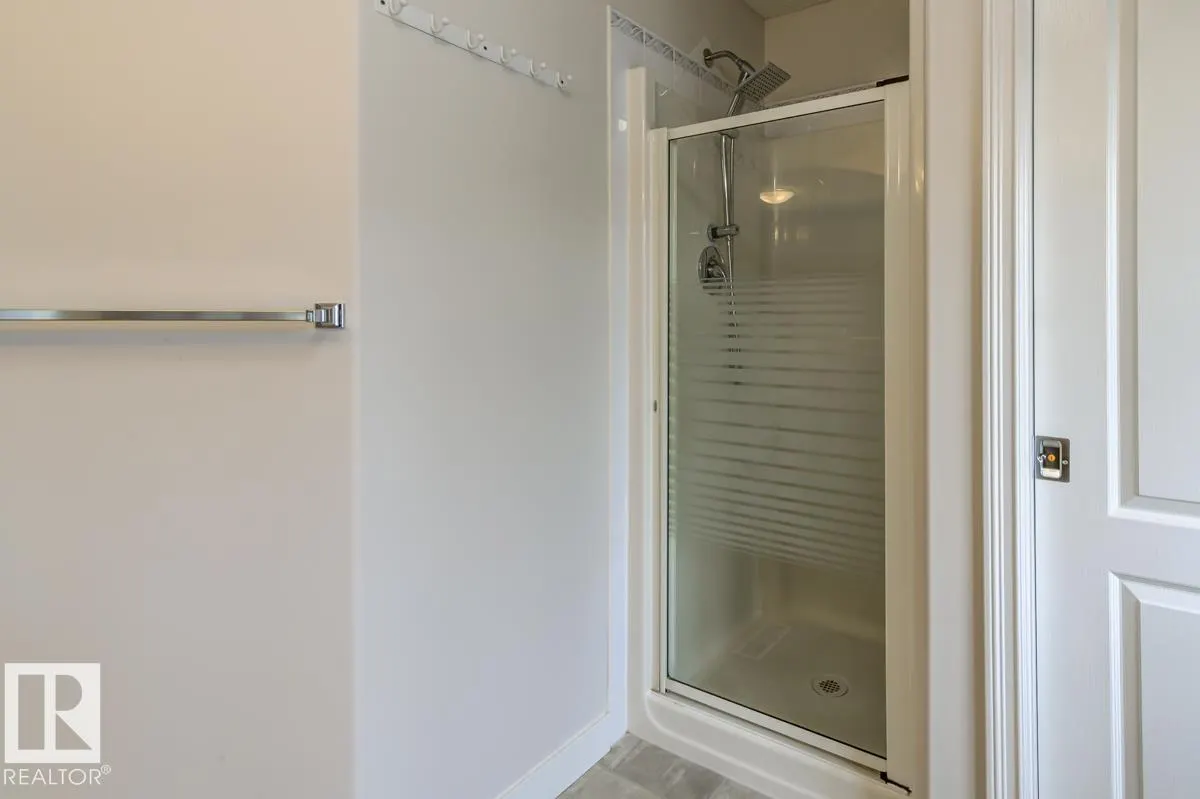 1 HIGHGROVE Crescent