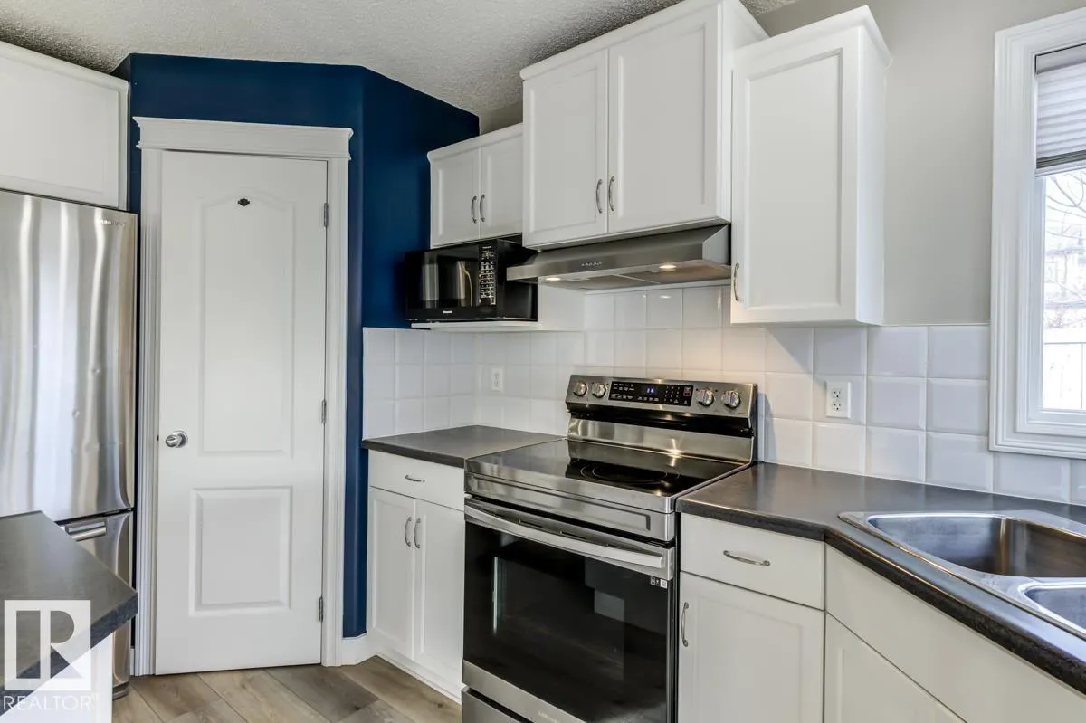 1 HIGHGROVE Crescent