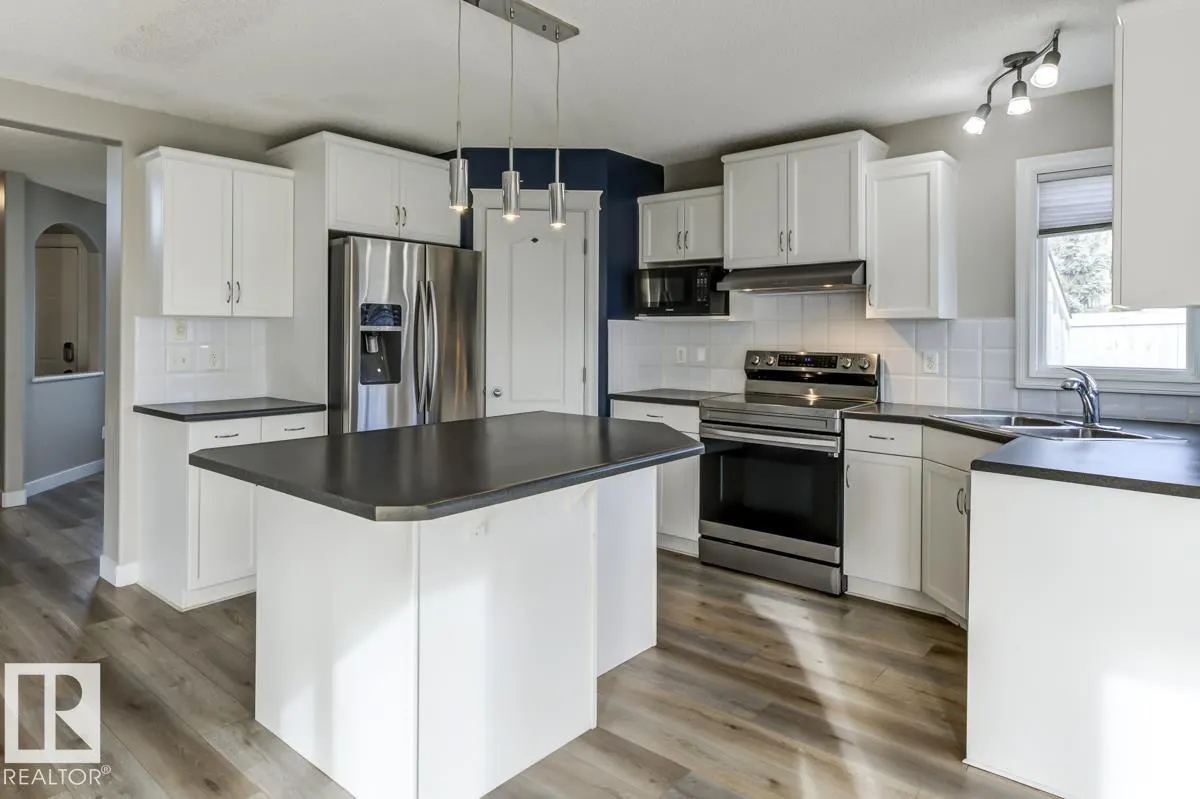 1 HIGHGROVE Crescent