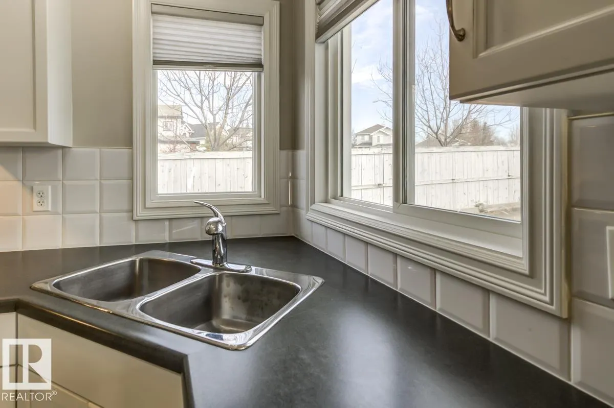 1 HIGHGROVE Crescent