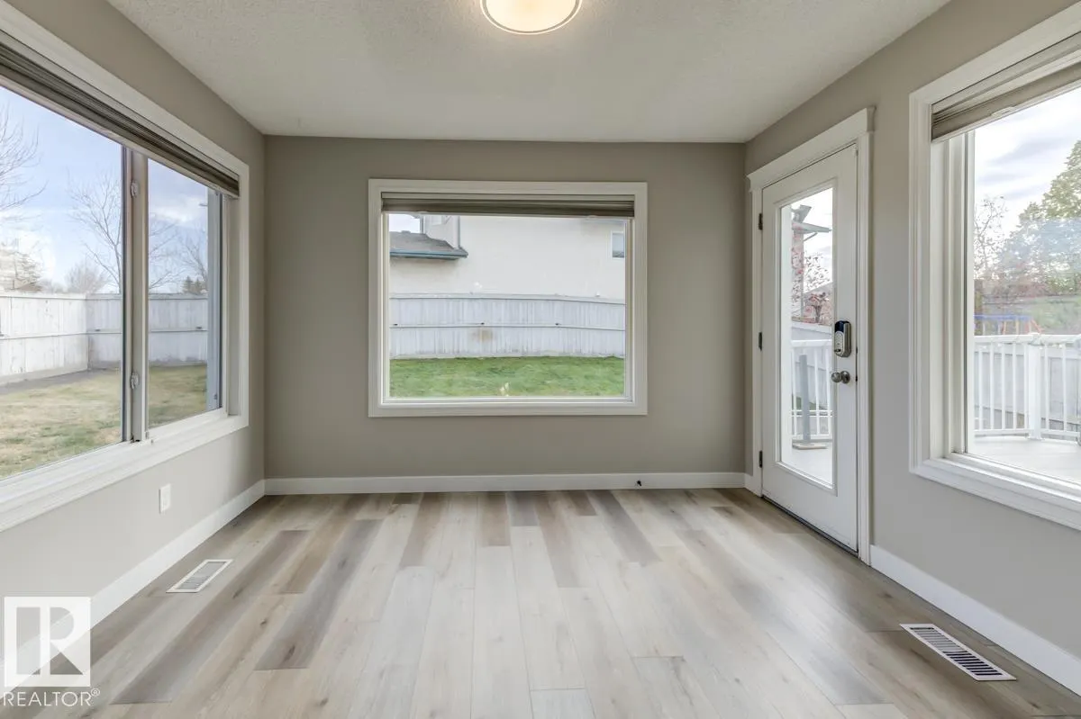 1 HIGHGROVE Crescent