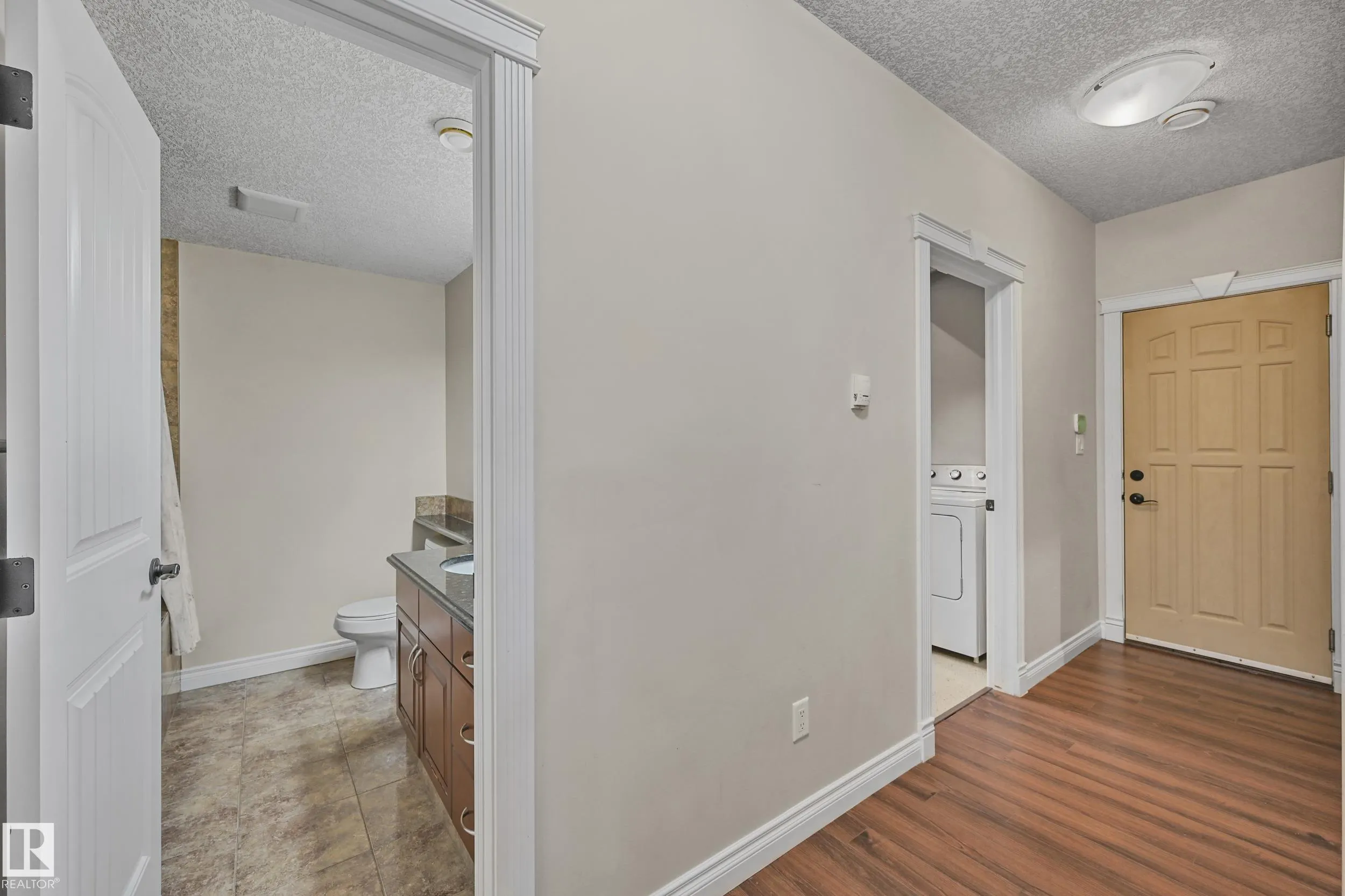 1213 ADAMSON Drive