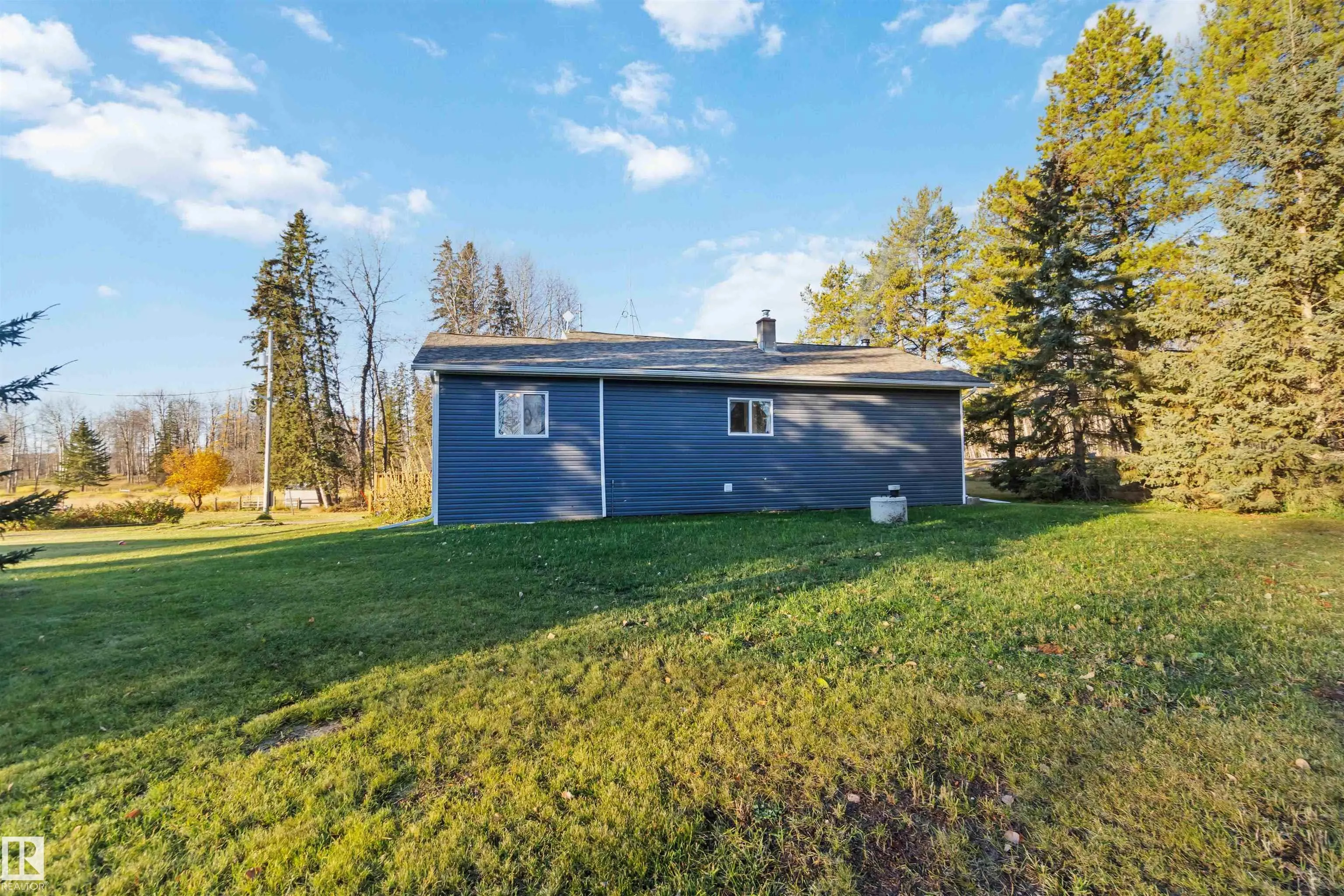 6209 HWY 633