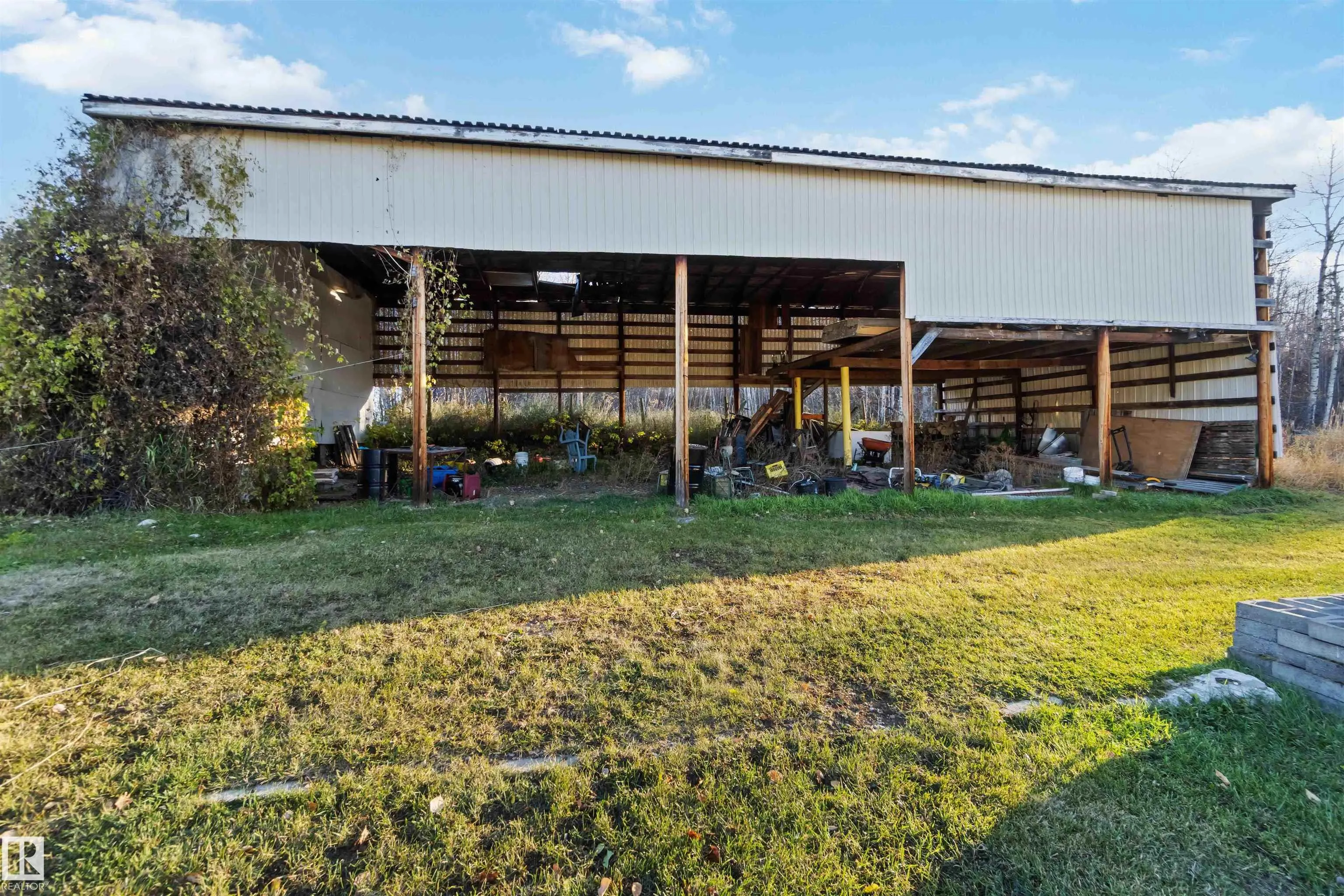 6209 HWY 633
