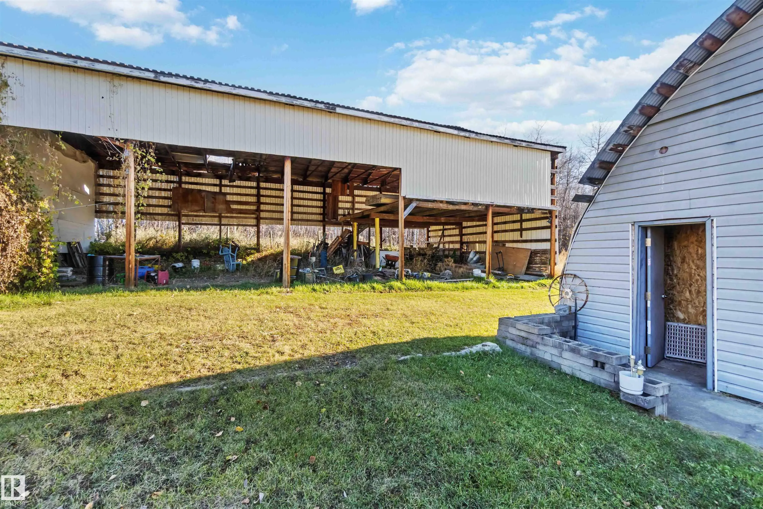 6209 HWY 633