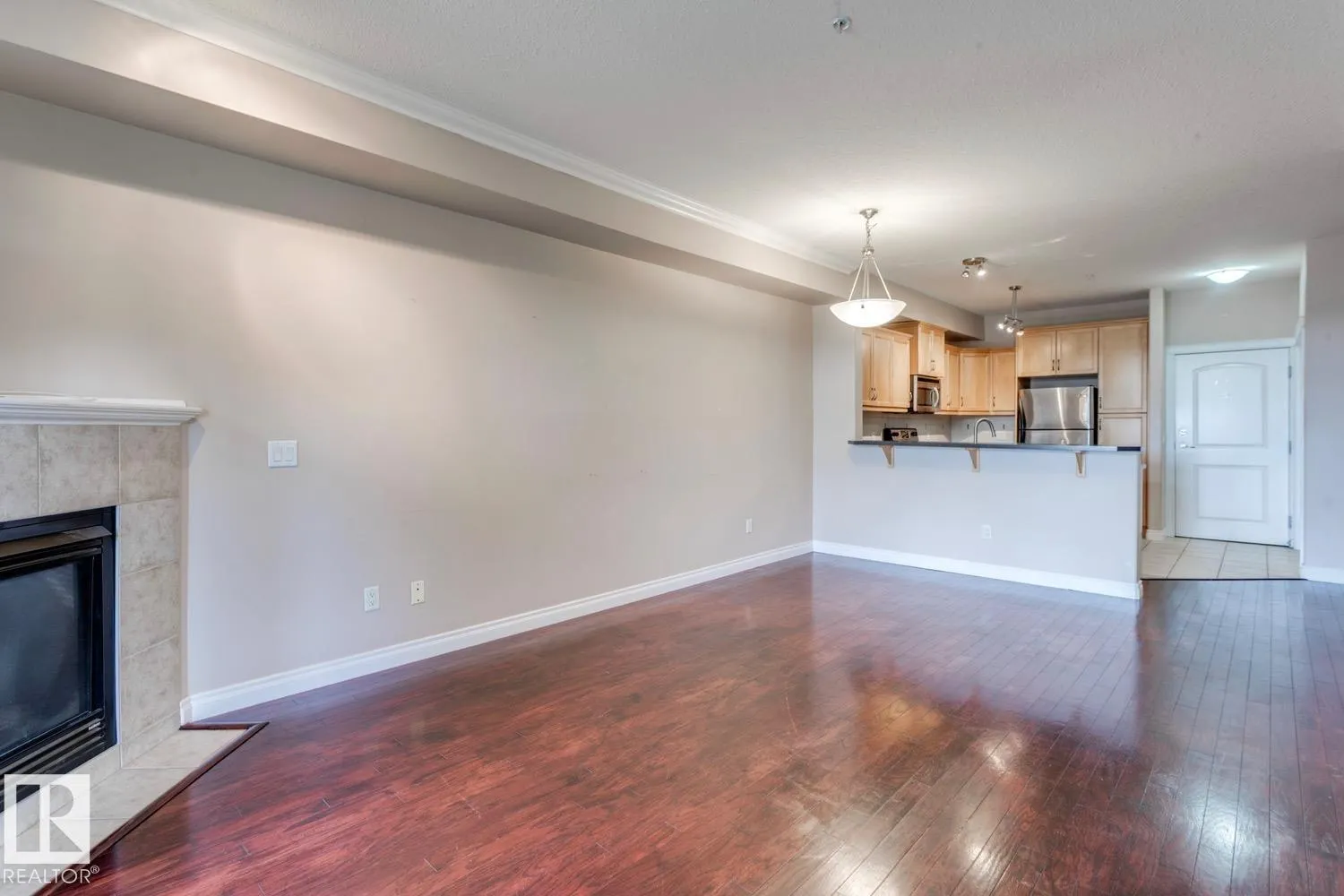 12408 15 Avenue