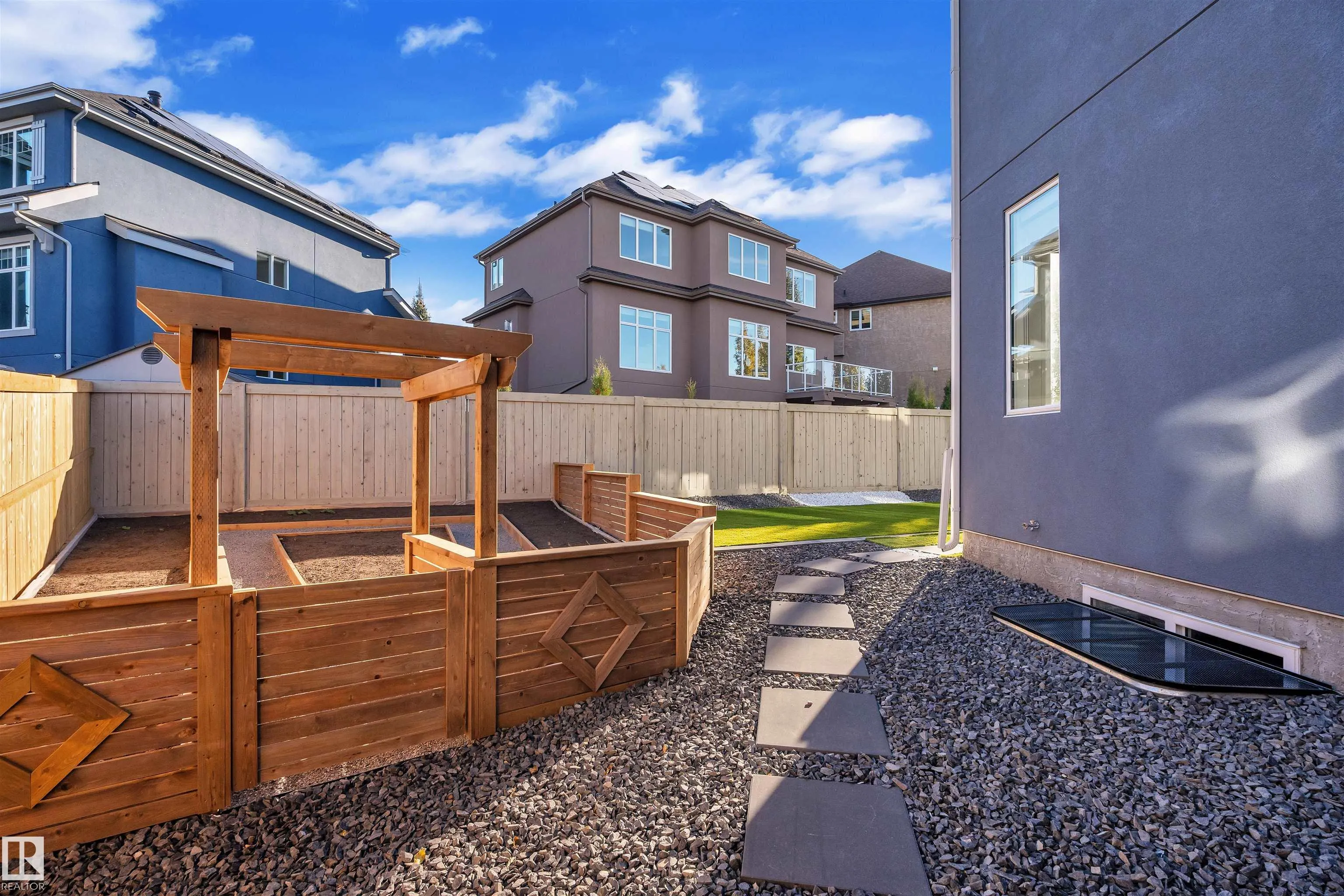 4031 KENNEDY Close