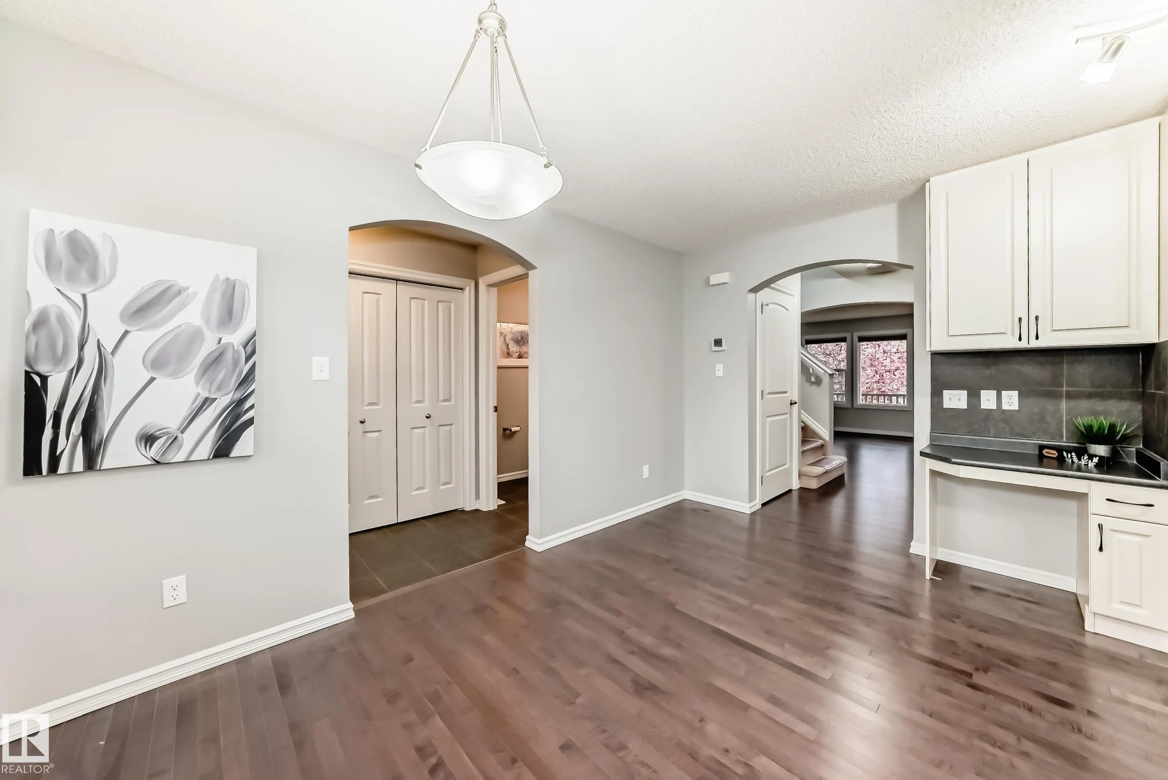 1515 TOWNE CENTRE Boulevard