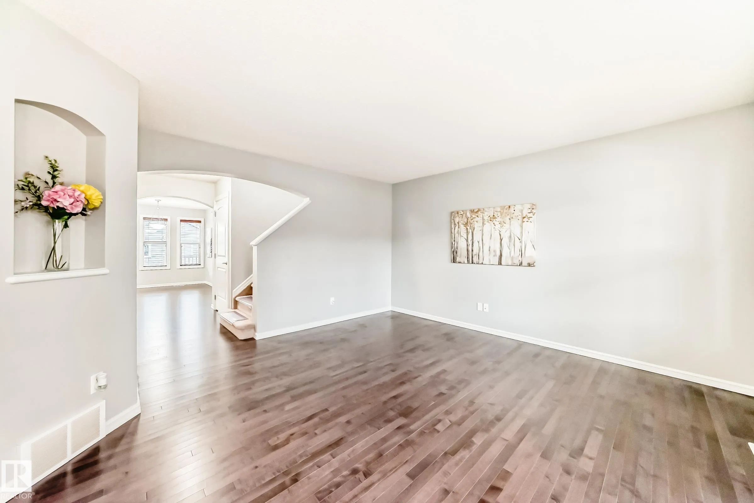 1515 TOWNE CENTRE Boulevard