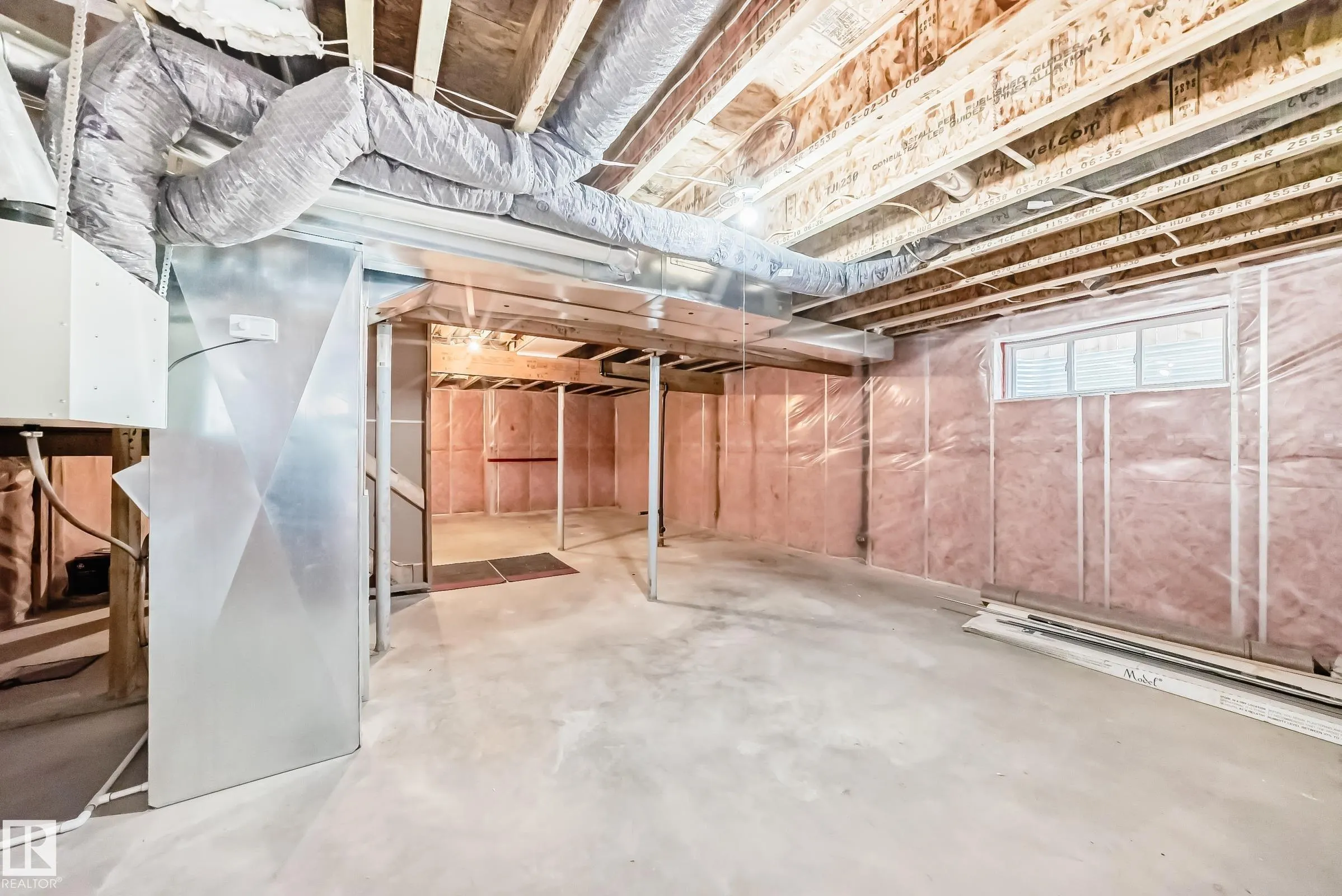 1515 TOWNE CENTRE Boulevard