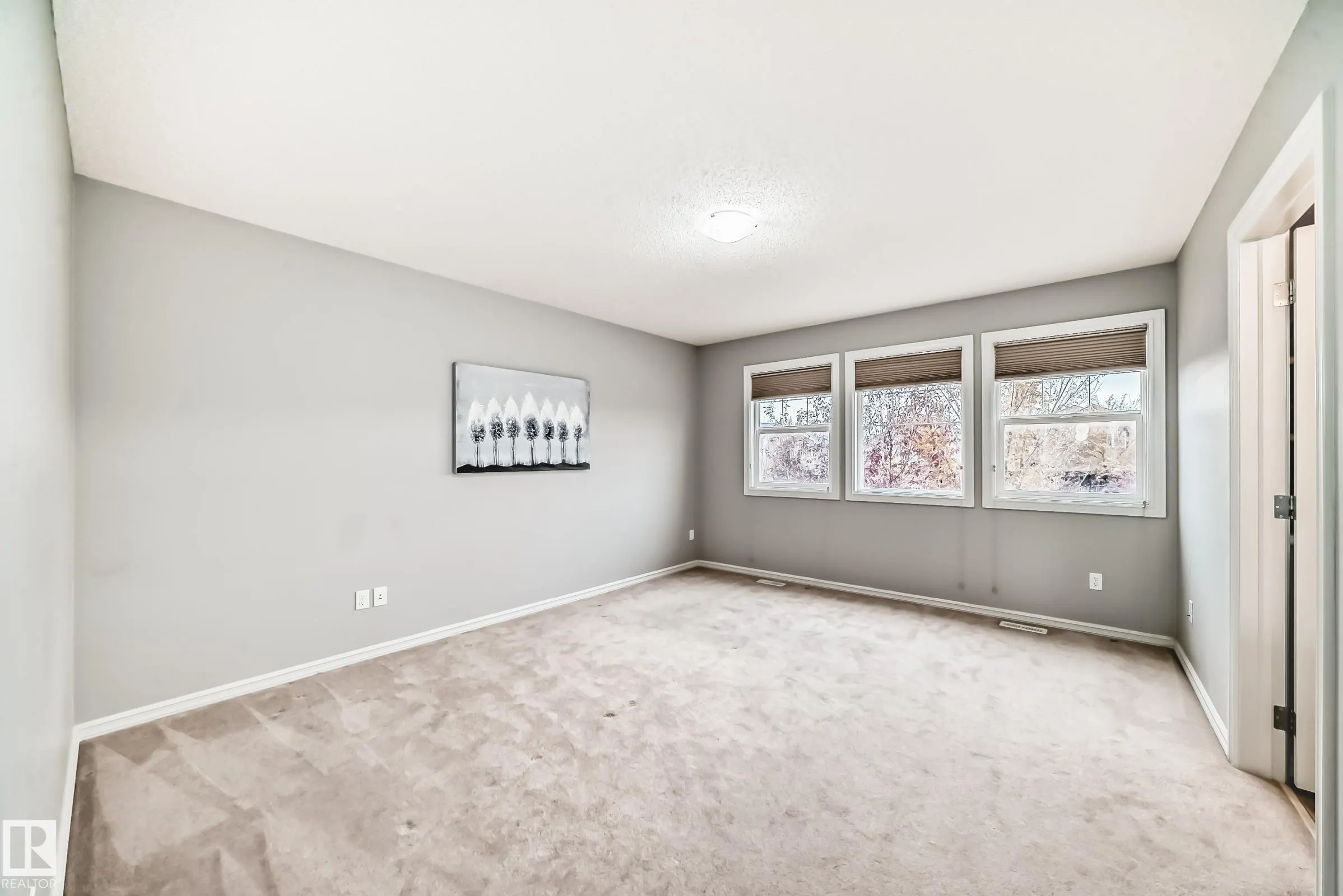 1515 TOWNE CENTRE Boulevard