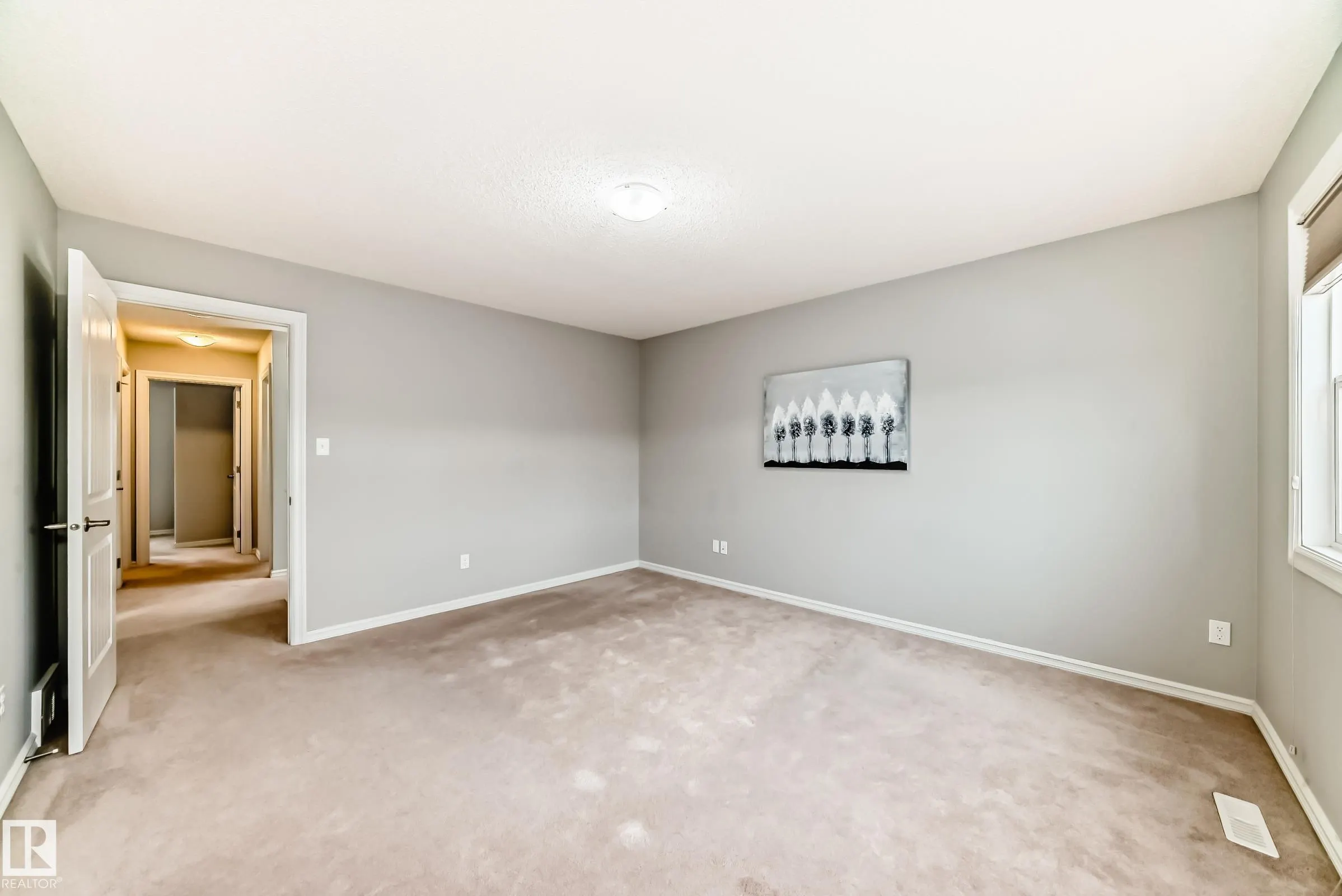 1515 TOWNE CENTRE Boulevard