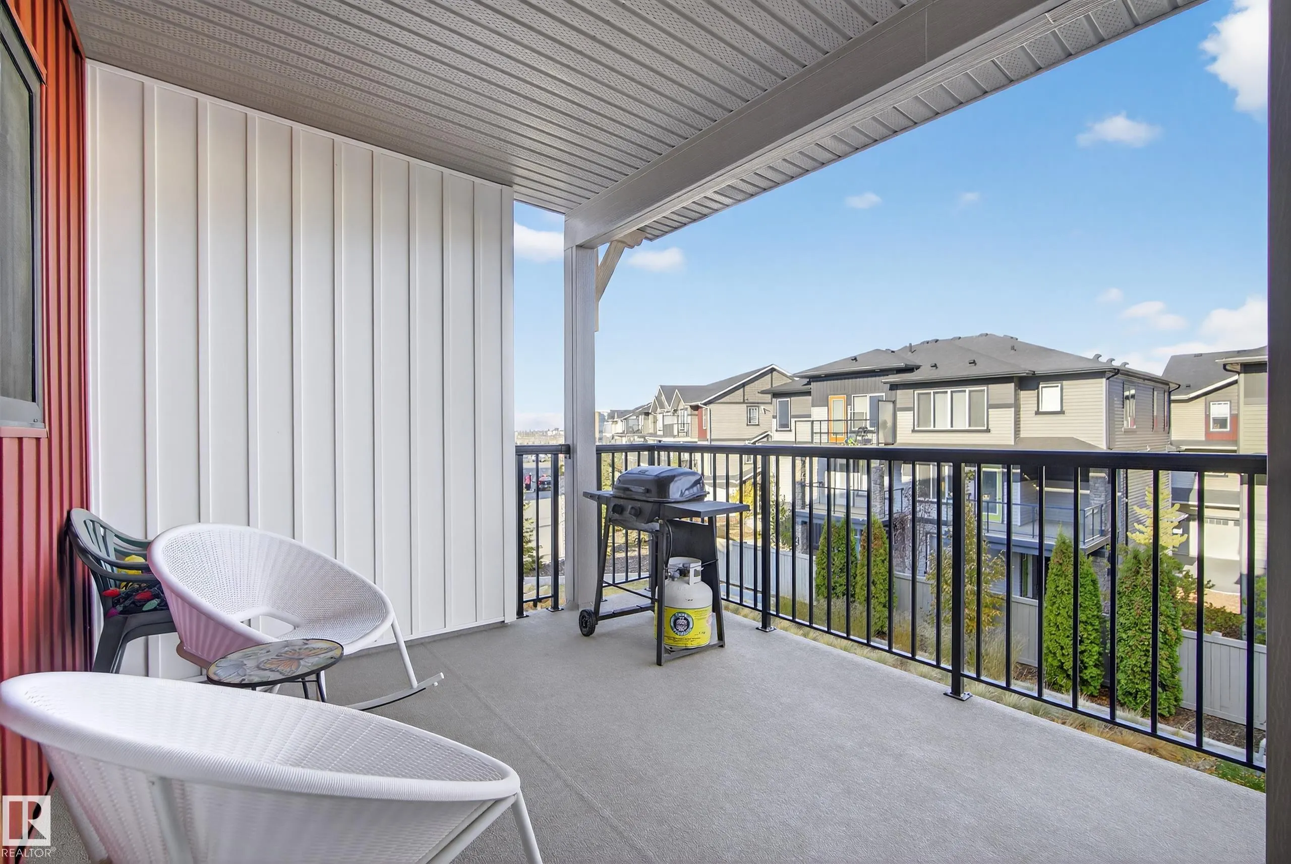 1506 TAMARACK Boulevard