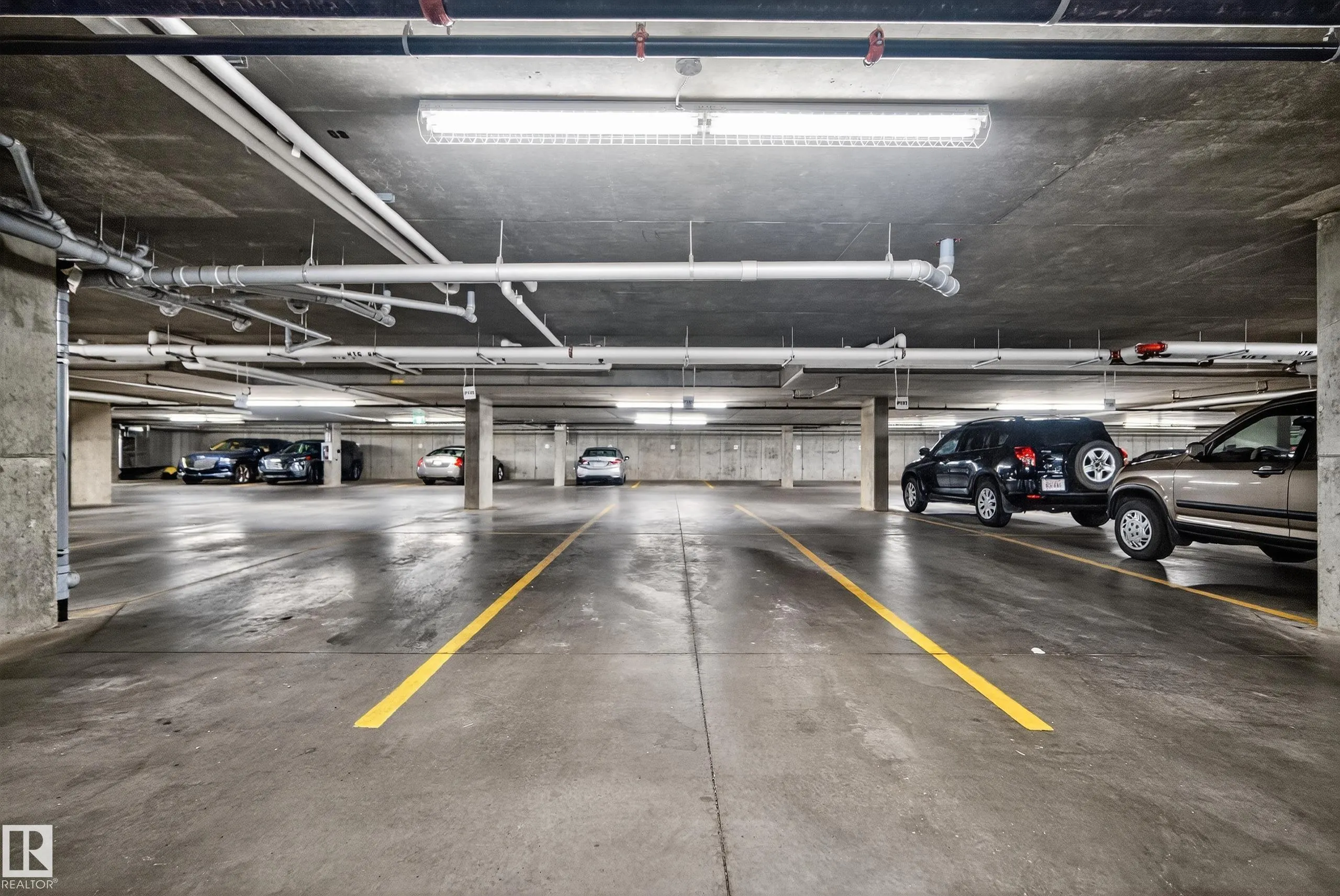 1506 TAMARACK Boulevard