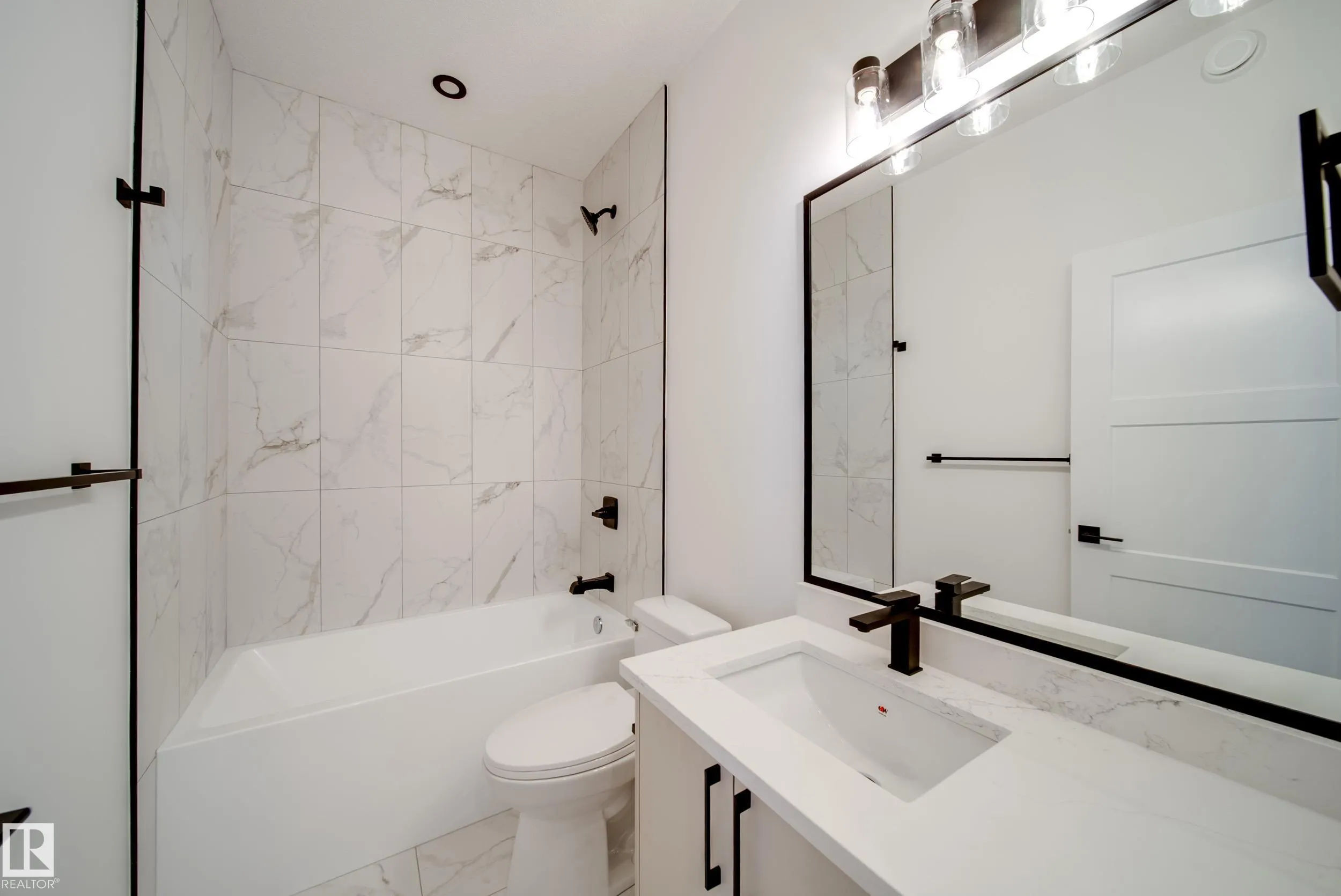 18 Blackbird Bend