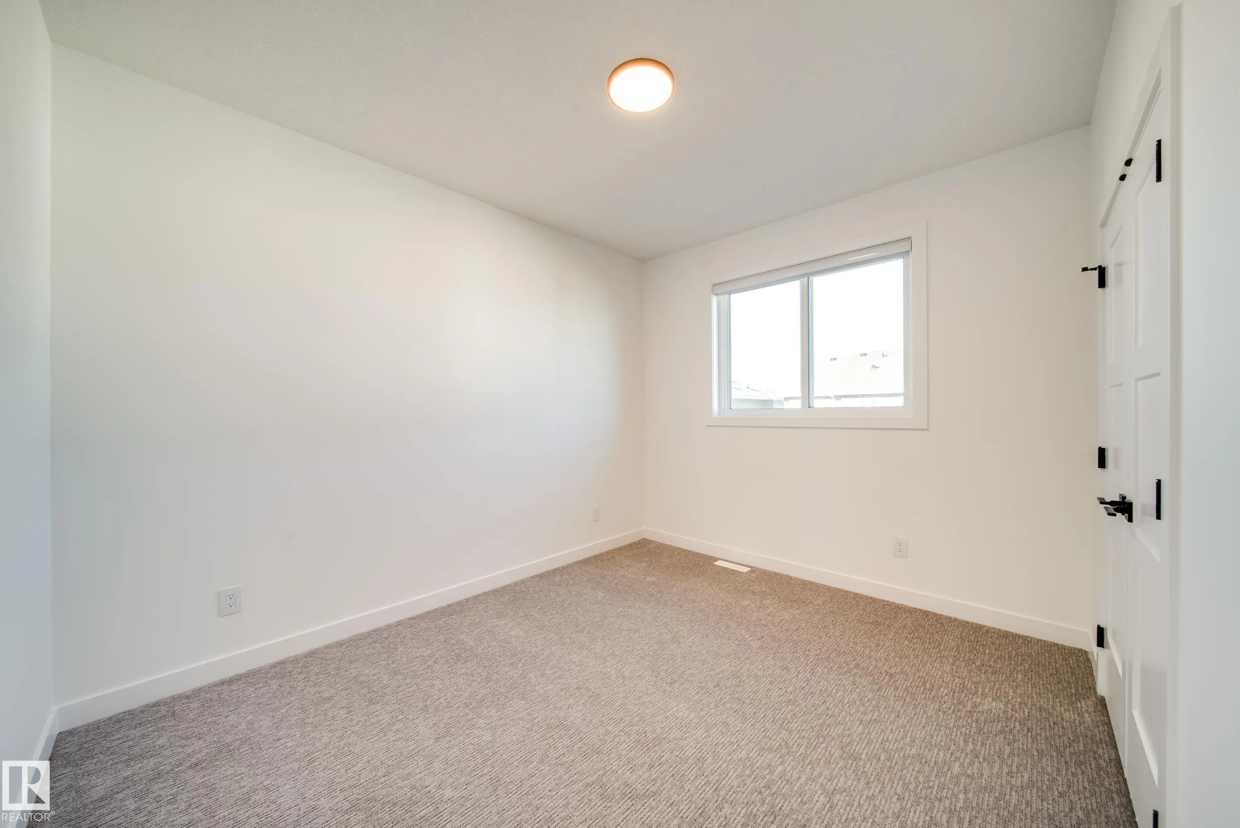 18 Blackbird Bend