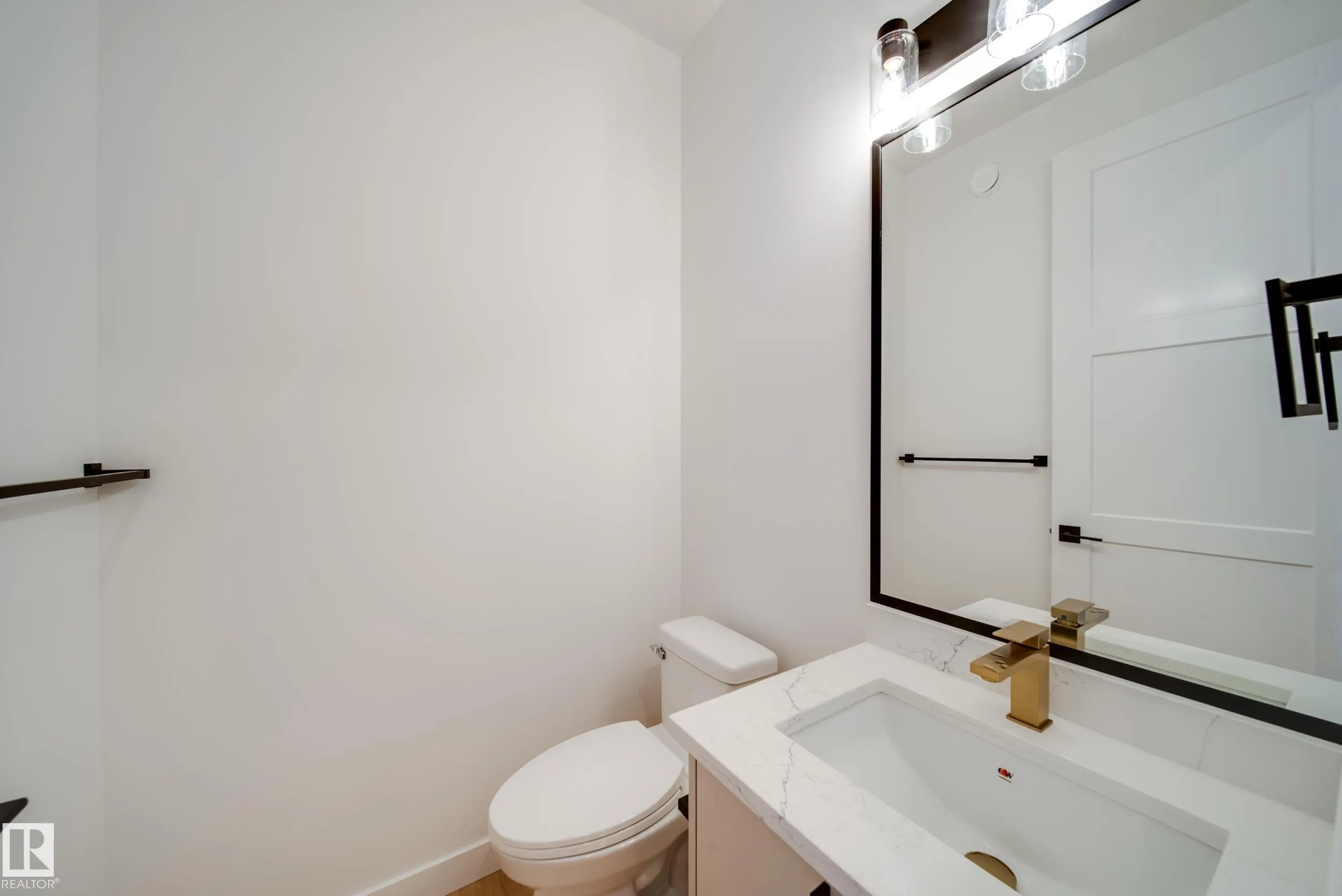 18 Blackbird Bend