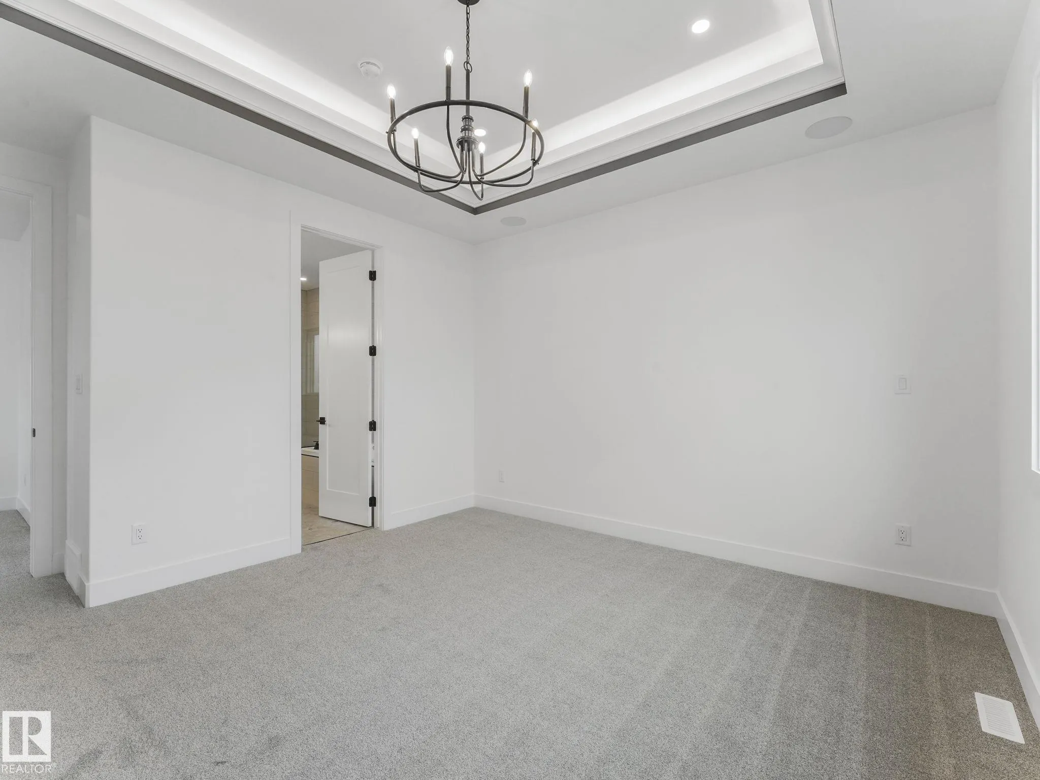 499 Canter Wynd