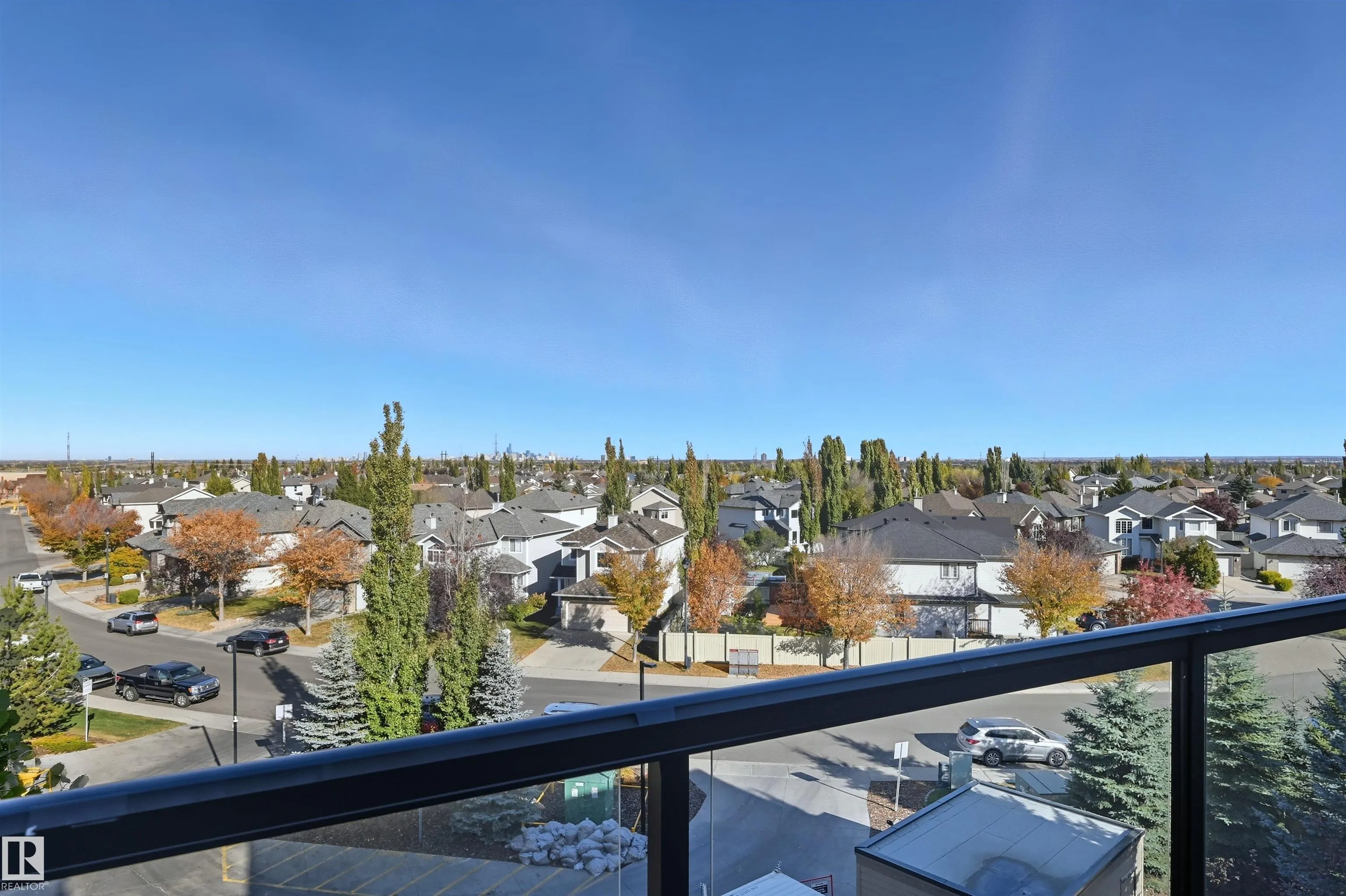 625 LEGER Way