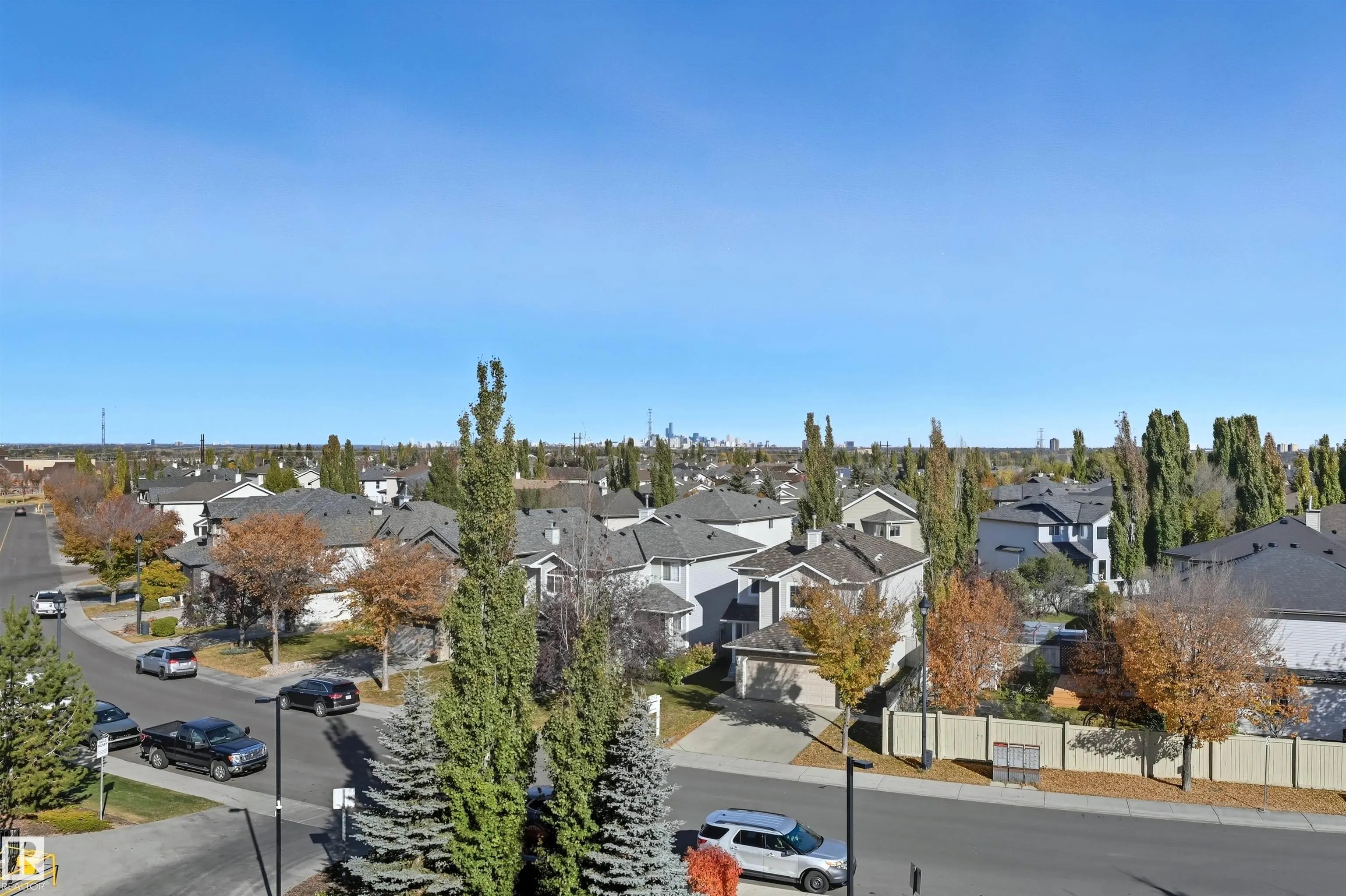 625 LEGER Way