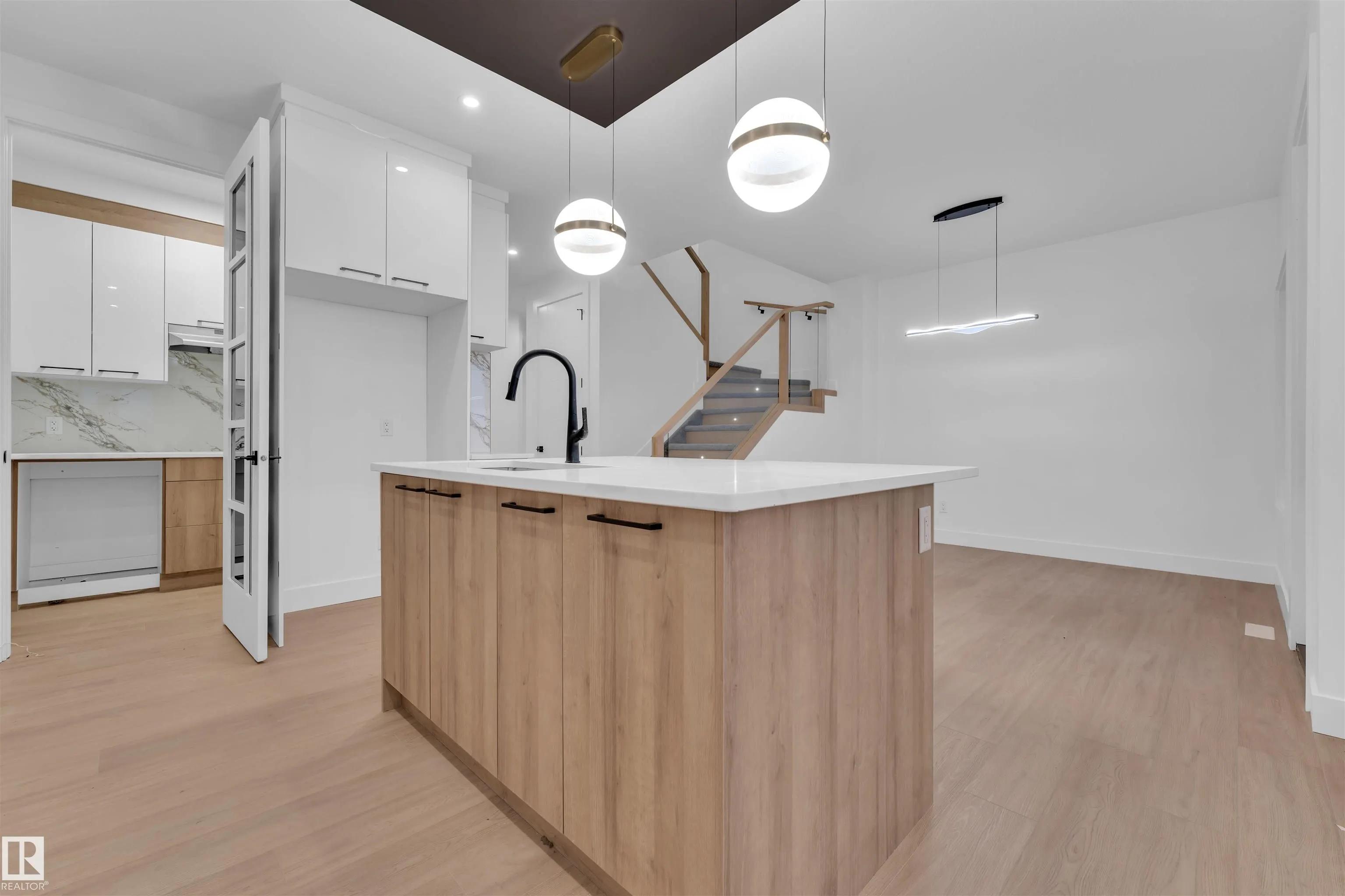 6310 20 Street