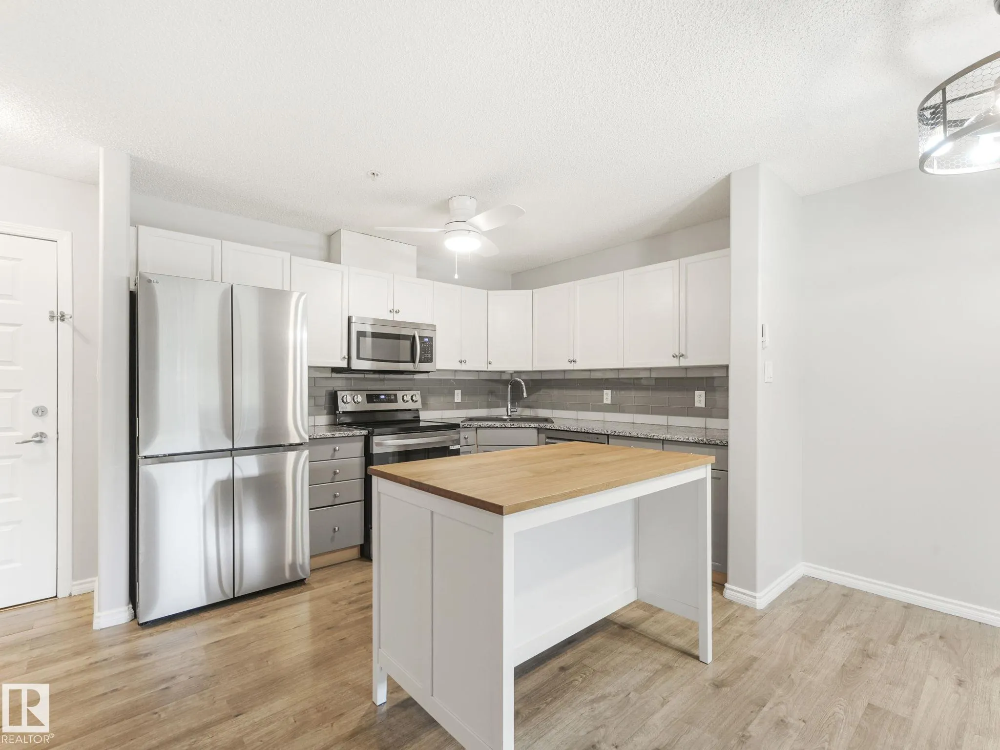 646 MCALLISTER Loop