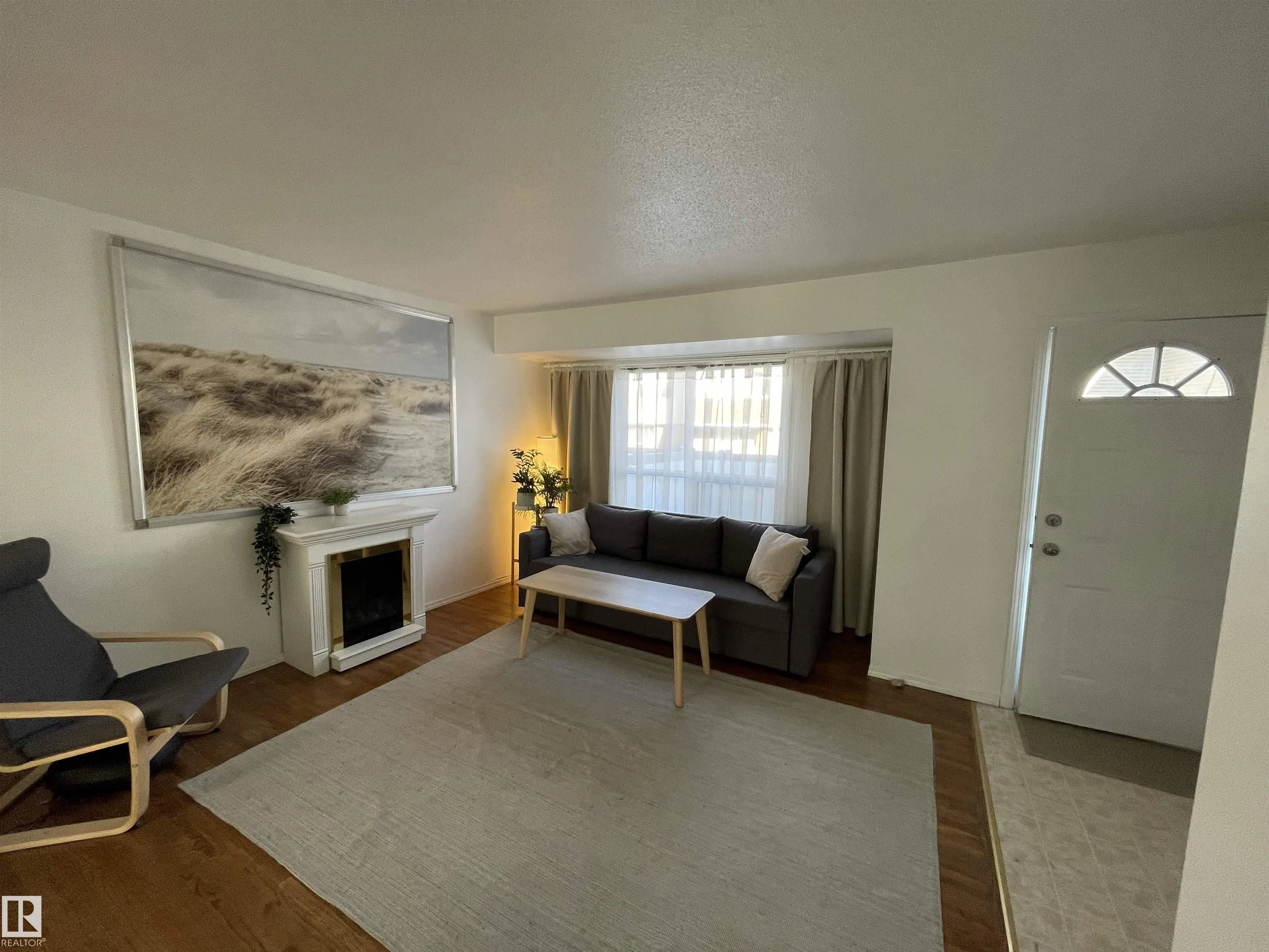 132 DICKINSFIELD Court