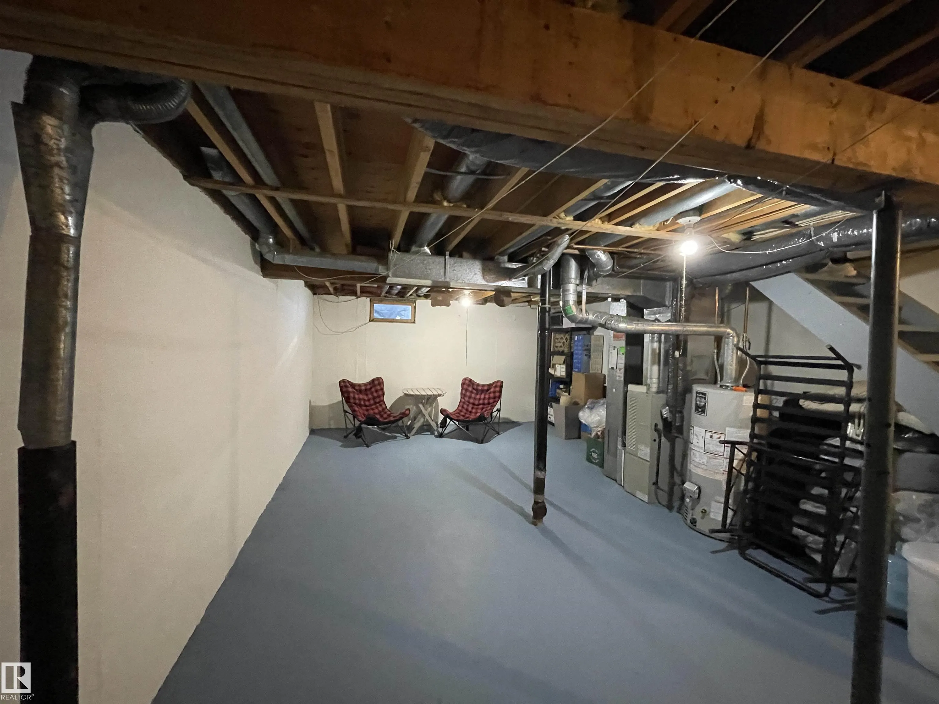 132 DICKINSFIELD Court